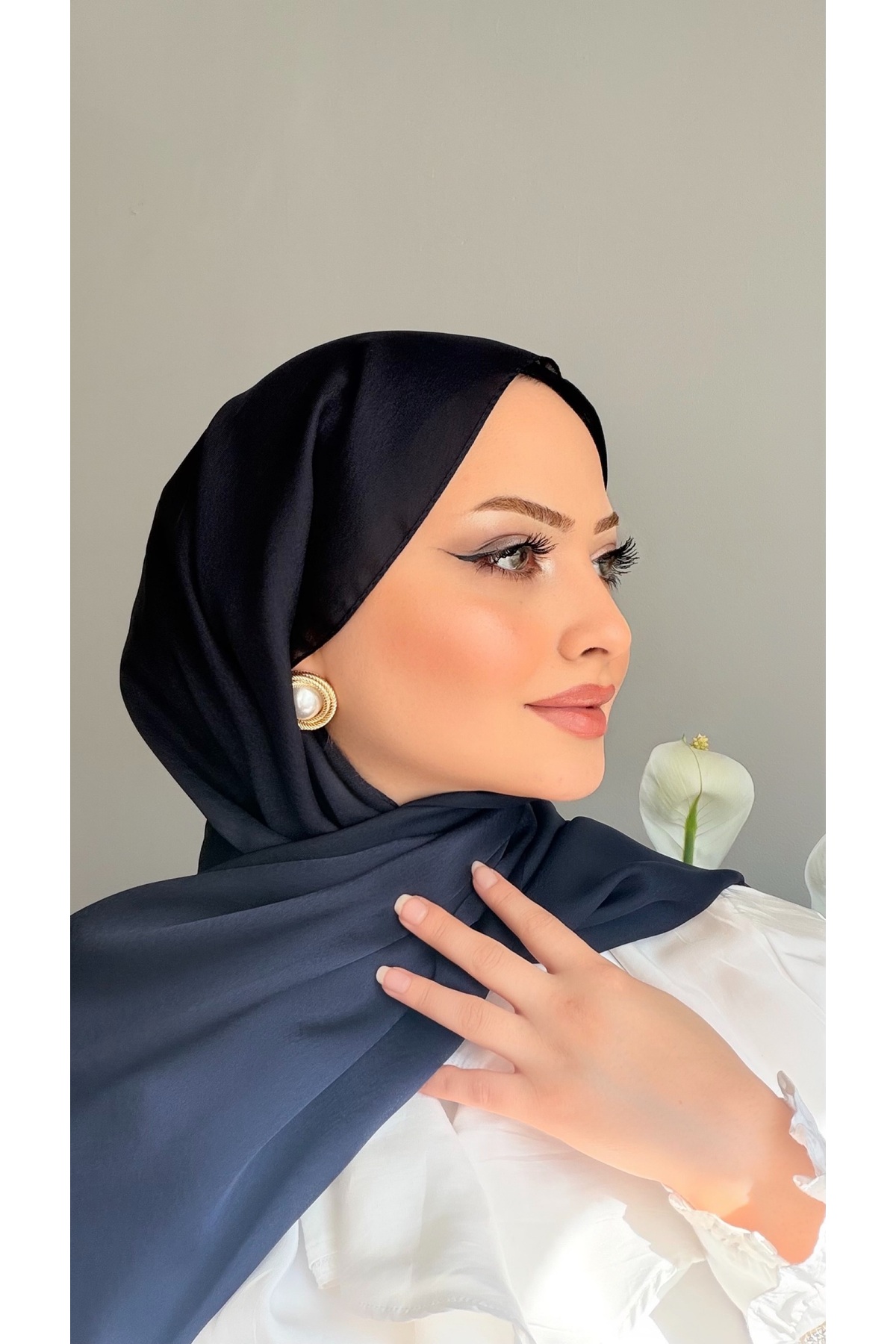 CUOCA LOUNGE Abiye Şifon Şal Janjan Parlak Dokulu Lacivert görsel 2