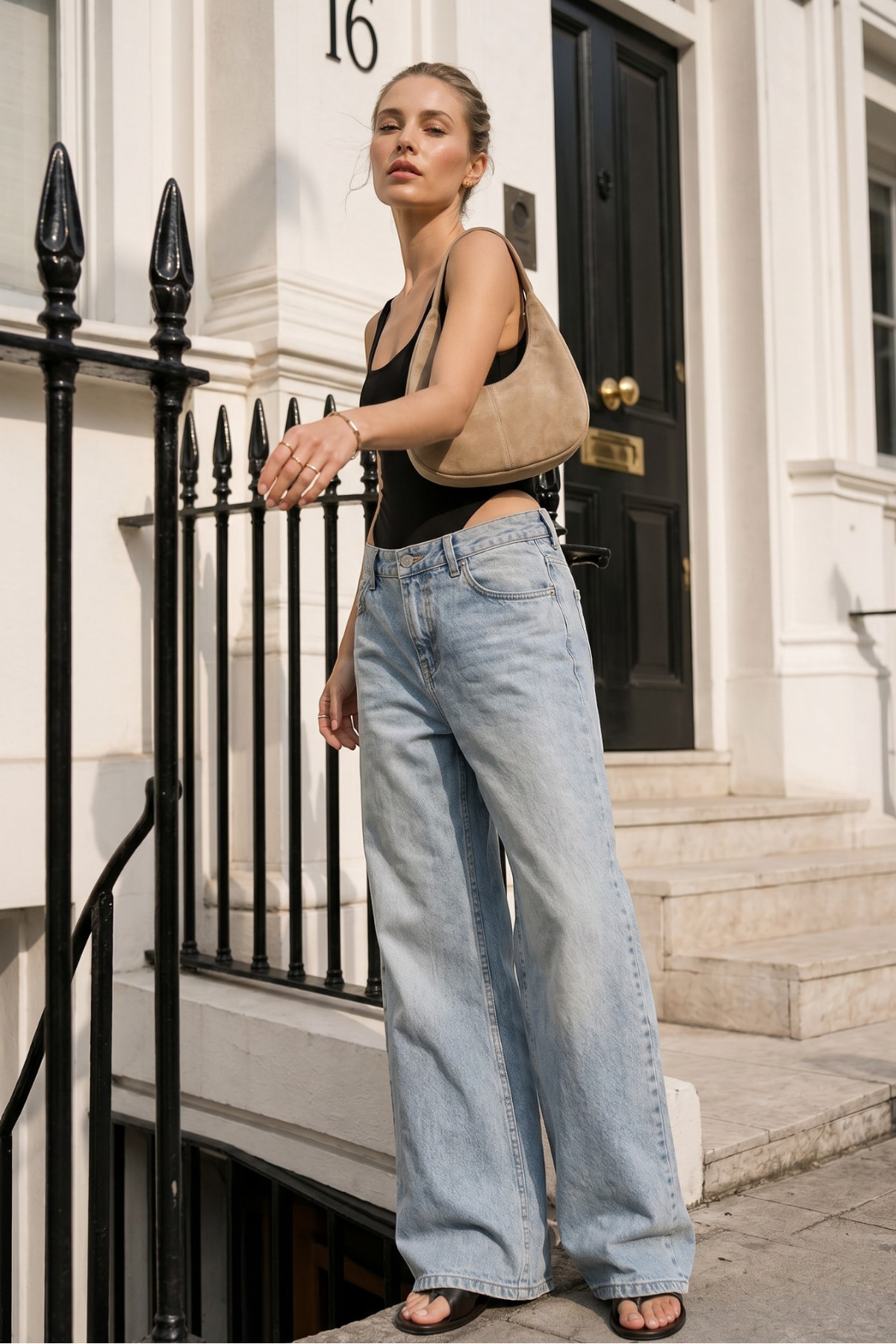 macharel jeans Yuvarlak Yaka Arka Dekolteli Askılı Bluz görsel 7