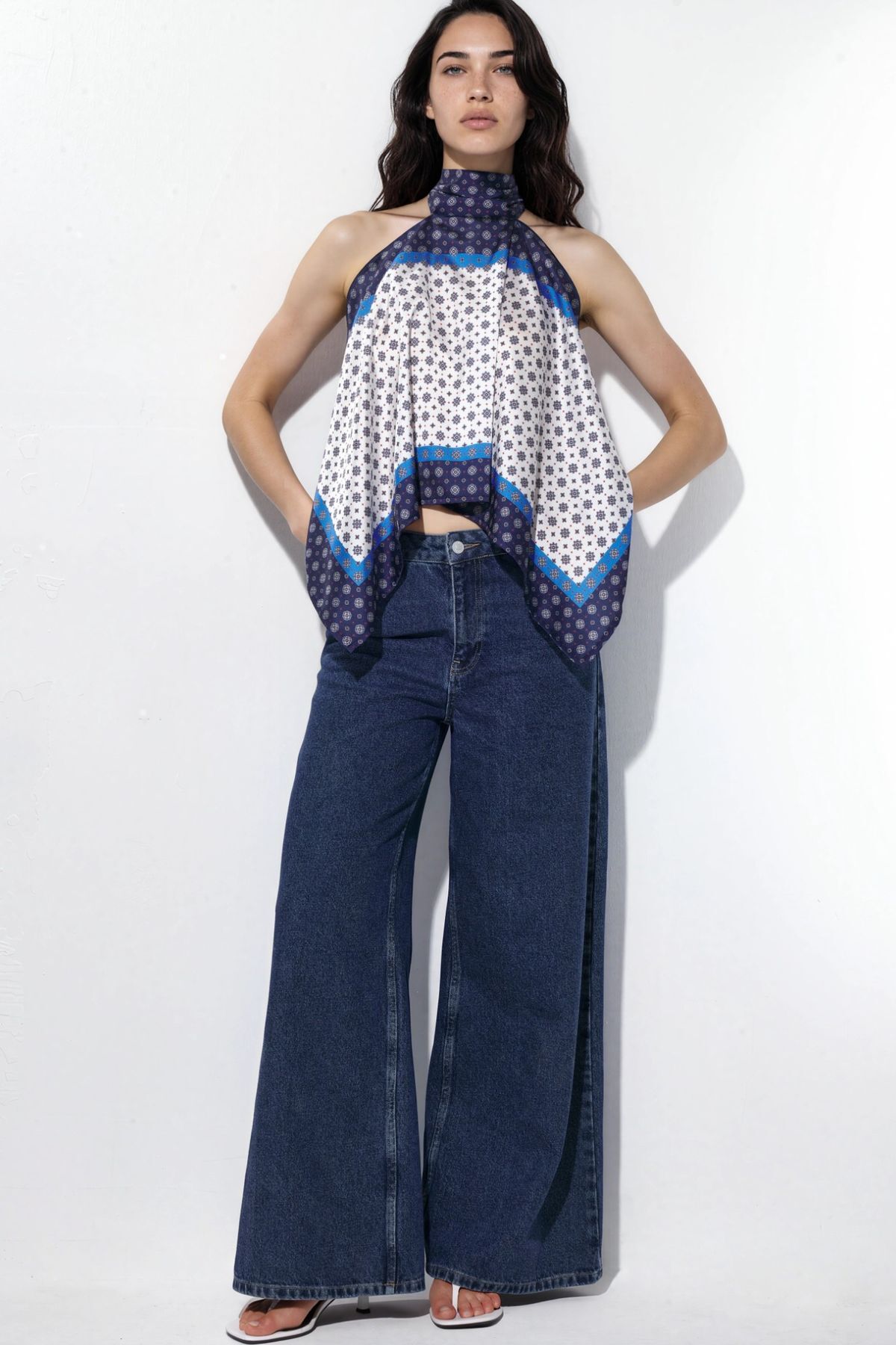 Hiccup Halter Yaka Saten Fular Top görsel 4