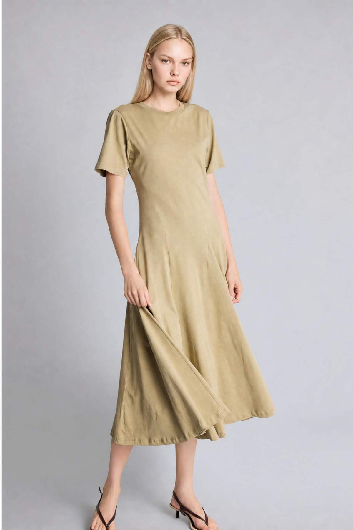 Defacto 100% Cotton A-Line Crew Neck Combed Cotton Short Sleeve Midi Light Khaki Dress I1822Ax26Sm