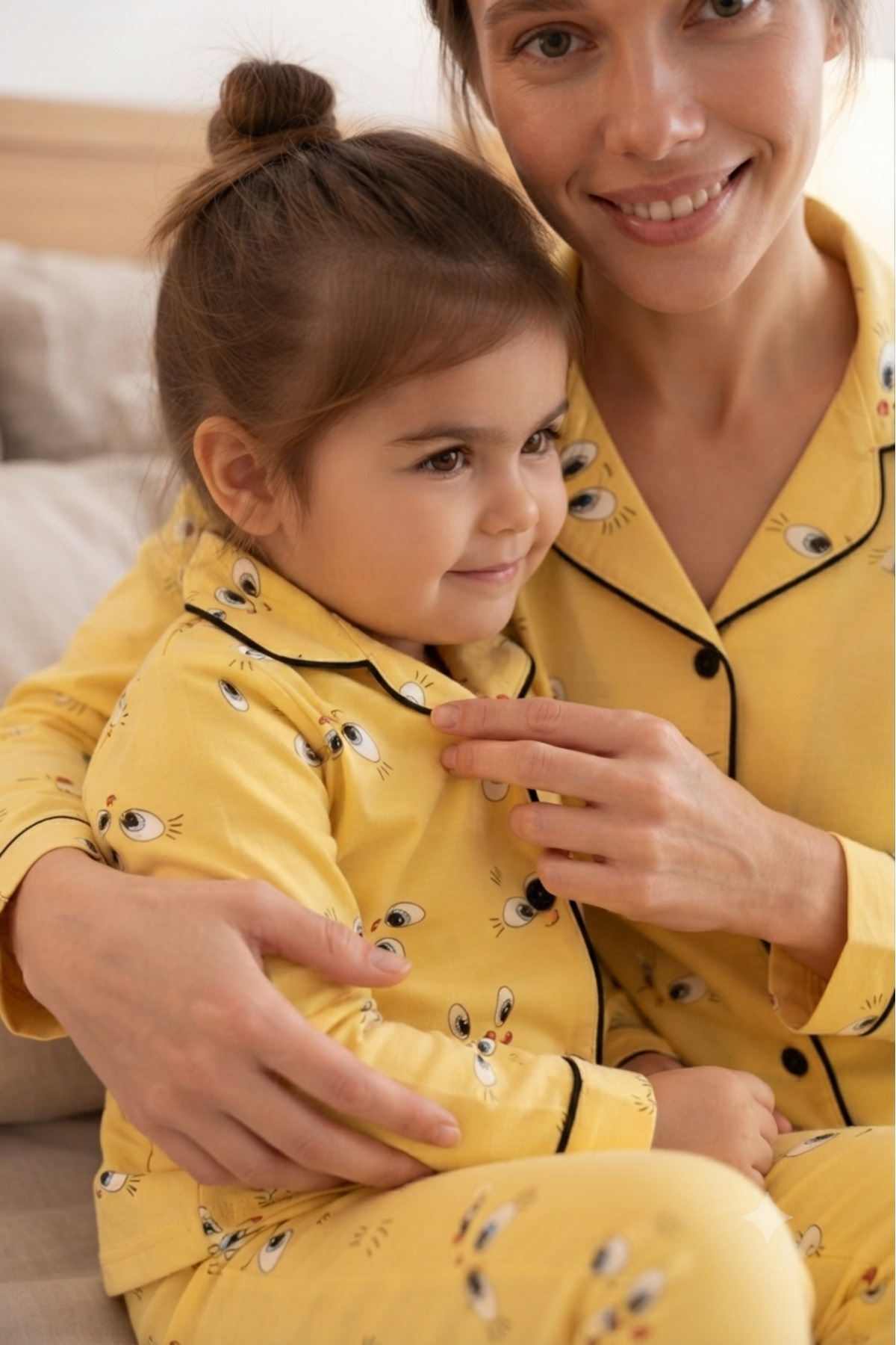 modaminikler Anne-Kız Çizgi Film Temalı Göz Desenli Düğmeli %100 Pamuklu Aile Pijama Takımı Seti (Kombini Kendiniz Yapıyorsunuz) görsel 2