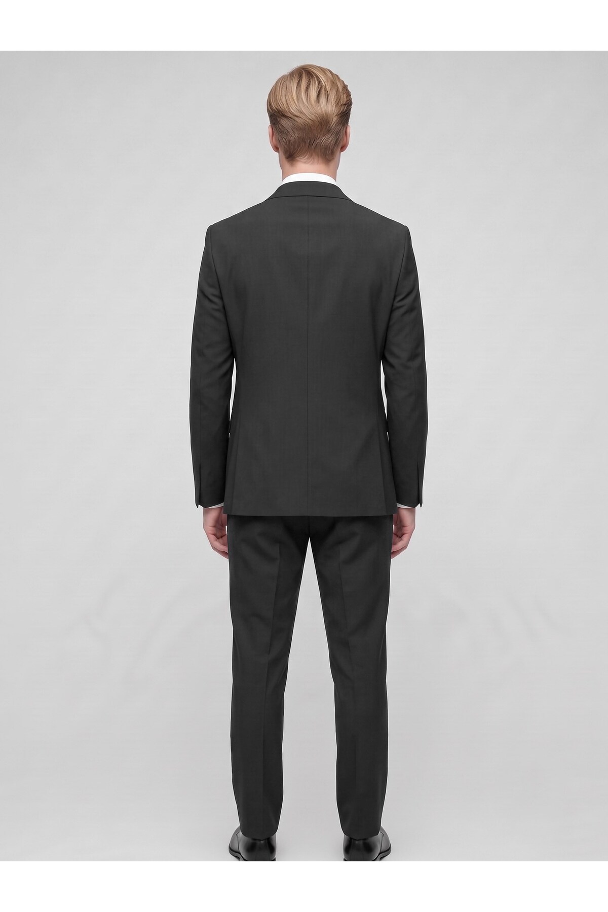 Erkek 3 Parça Slim Fit Takım Elbise – Kruvaze Yelekli Modern Kesim Şık Takım — مشکی PRA-14343933-044237 — تصویر 4 از 4