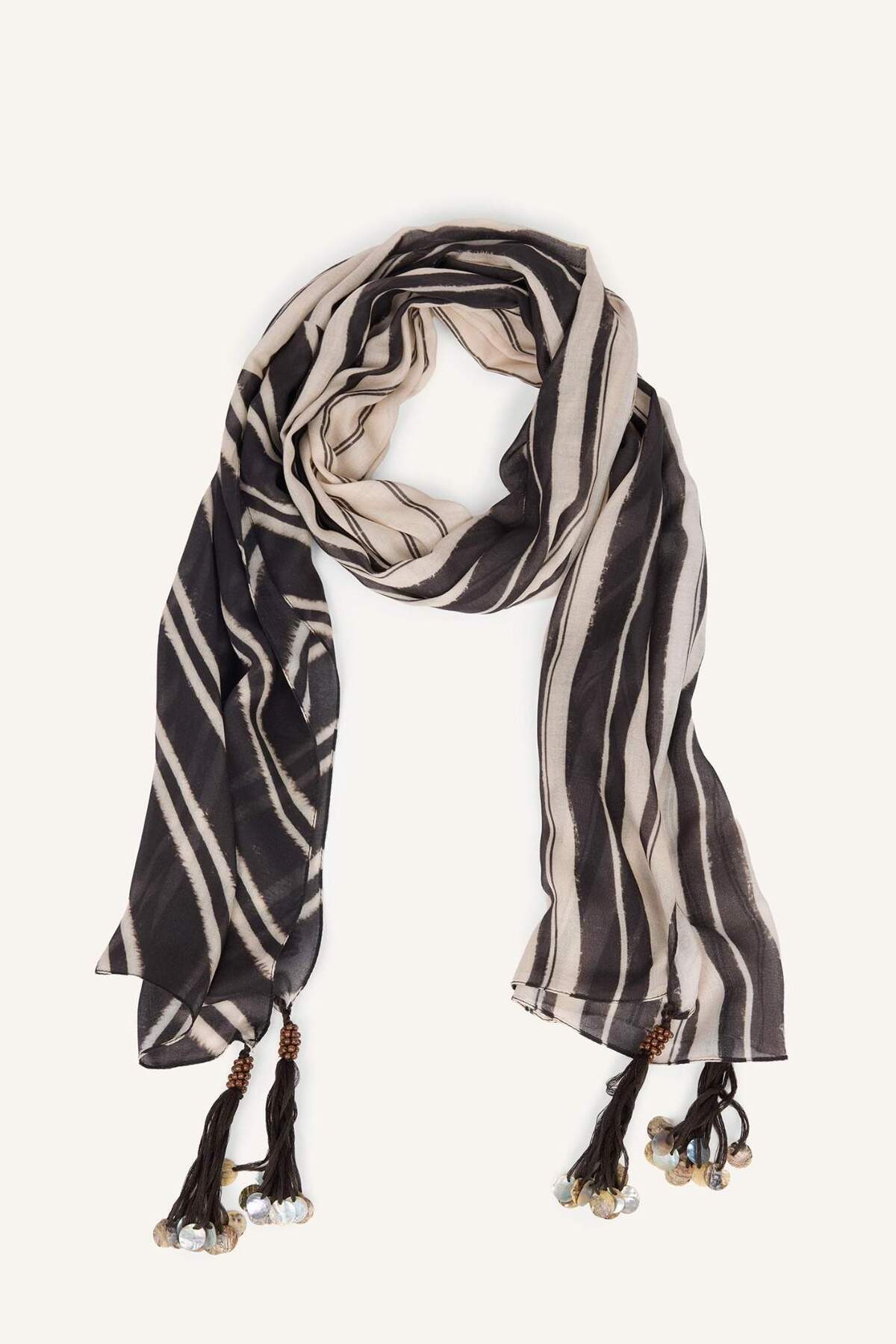 DeFacto Fresh Scarfs X DeFacto Summer Blocks Bej Viskon Püsküllü Şal I1745AX26SM görsel 6