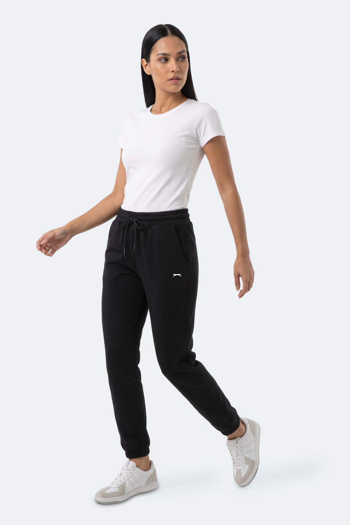 Slazenger MERYA I Kadın Slim Fit Siyah Eşofman Altı görsel 2