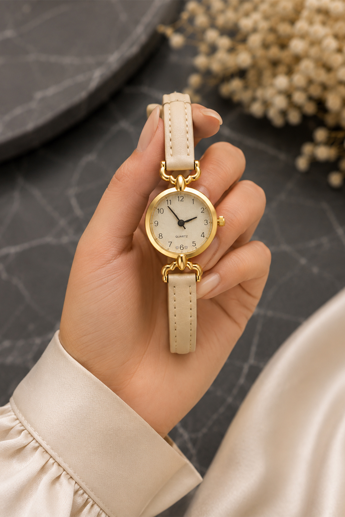 GANYMET Boffy Kadın Kol Saati Krem Deri Kordon Gold Kasa Minimal Vintage Zarif Klasik Şık Günlük Kadın Saat görsel 2