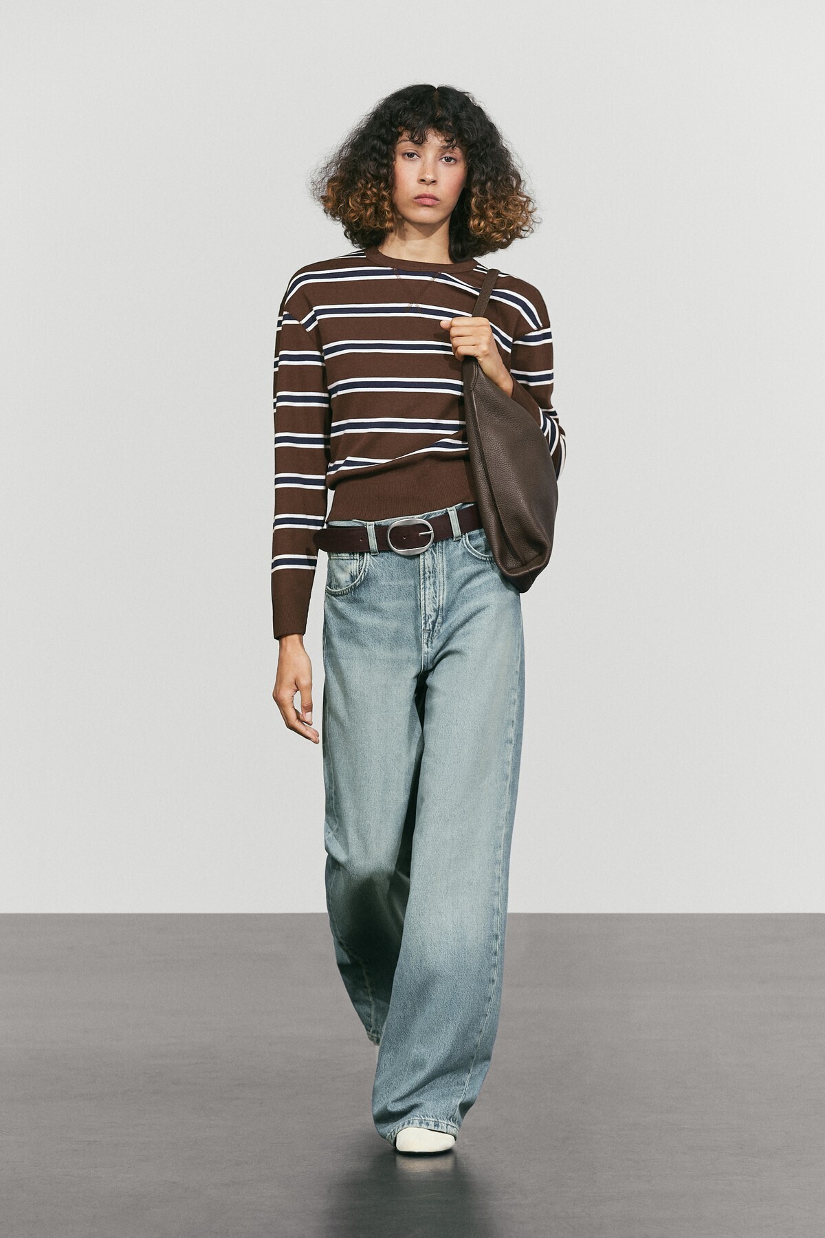 Çizgi detaylı interlok sweatshirt