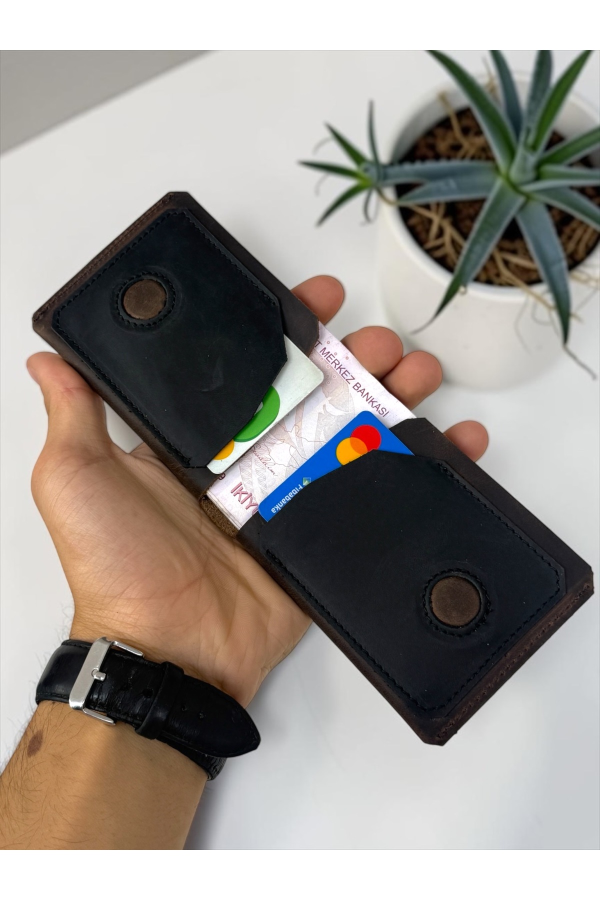 BeeBlack %100 Hakiki Deri CLARK Model Erkek Cüzdan - Mıknatıslı Şık Minimalist Cüzdan görsel 2