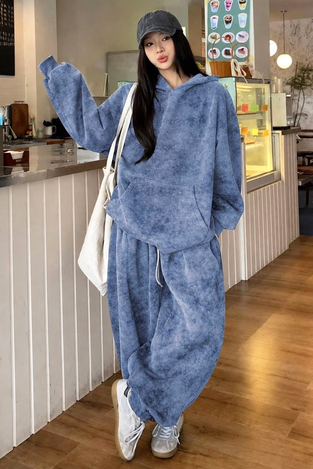 Washed Mavi Yıkamalı Oversize 3 İplik Kanguru Cepli Kapüşonlu Sweatshirt Paçası Lastikli Şalvar Eşofman Takımı — آبی K121WASHEDTAKIM — تصویر 5 از 7