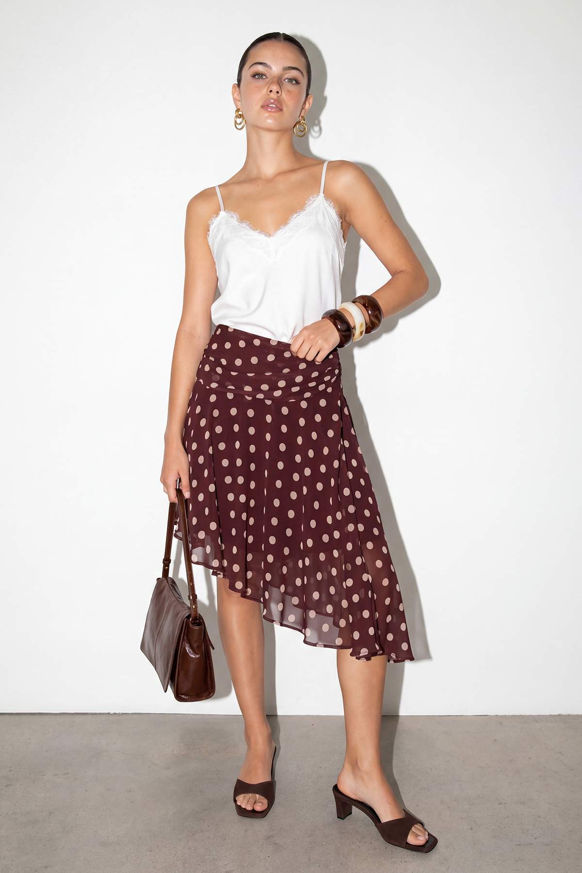 Drop by Trendyolmilla Kahverengi Asimetrik Kesim Astarlı Puantiyeli Şifon Etek TDRSS26ET00053