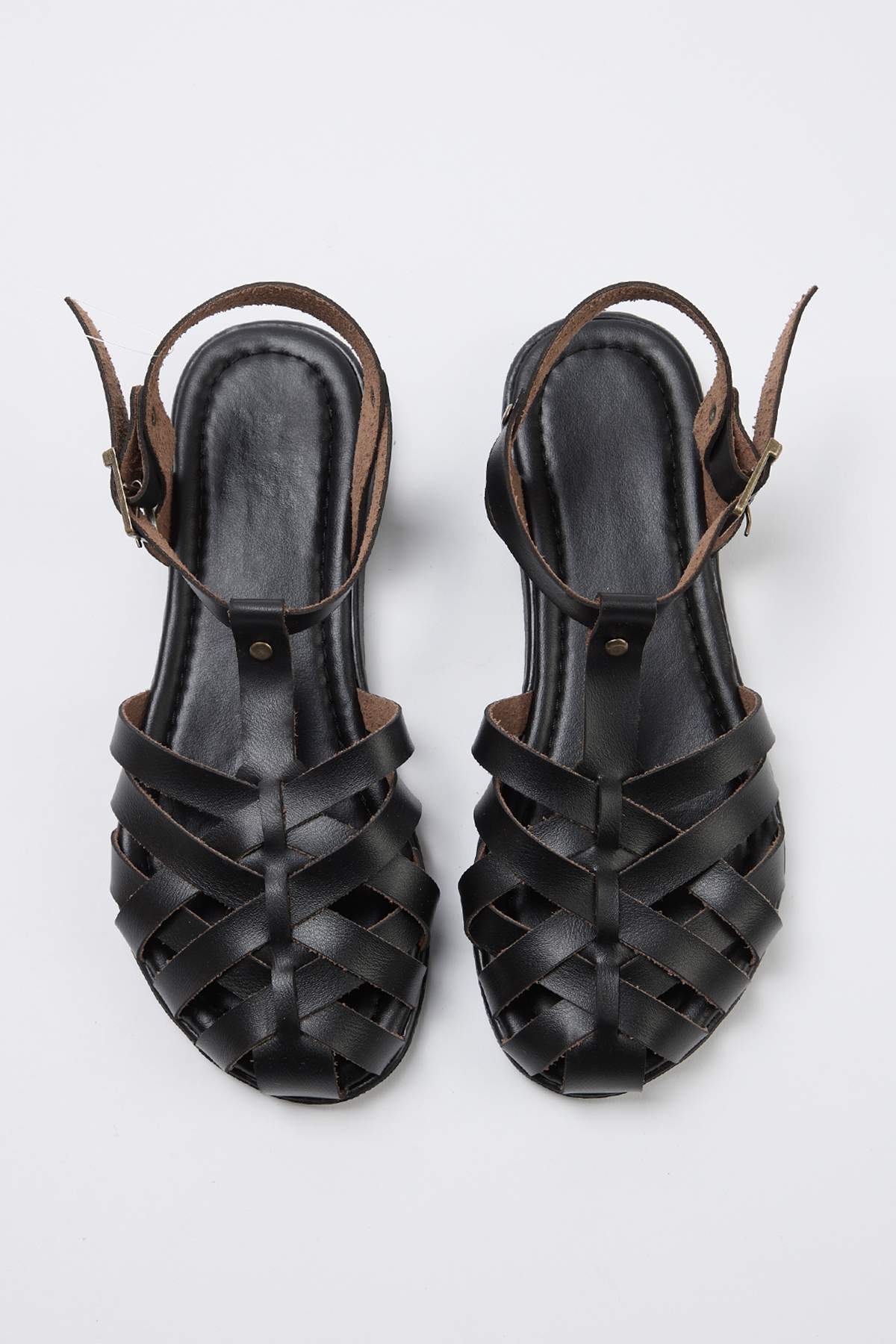 TRENDYOL SHOES Schwarze Damensandalen TAKSS26SD00023