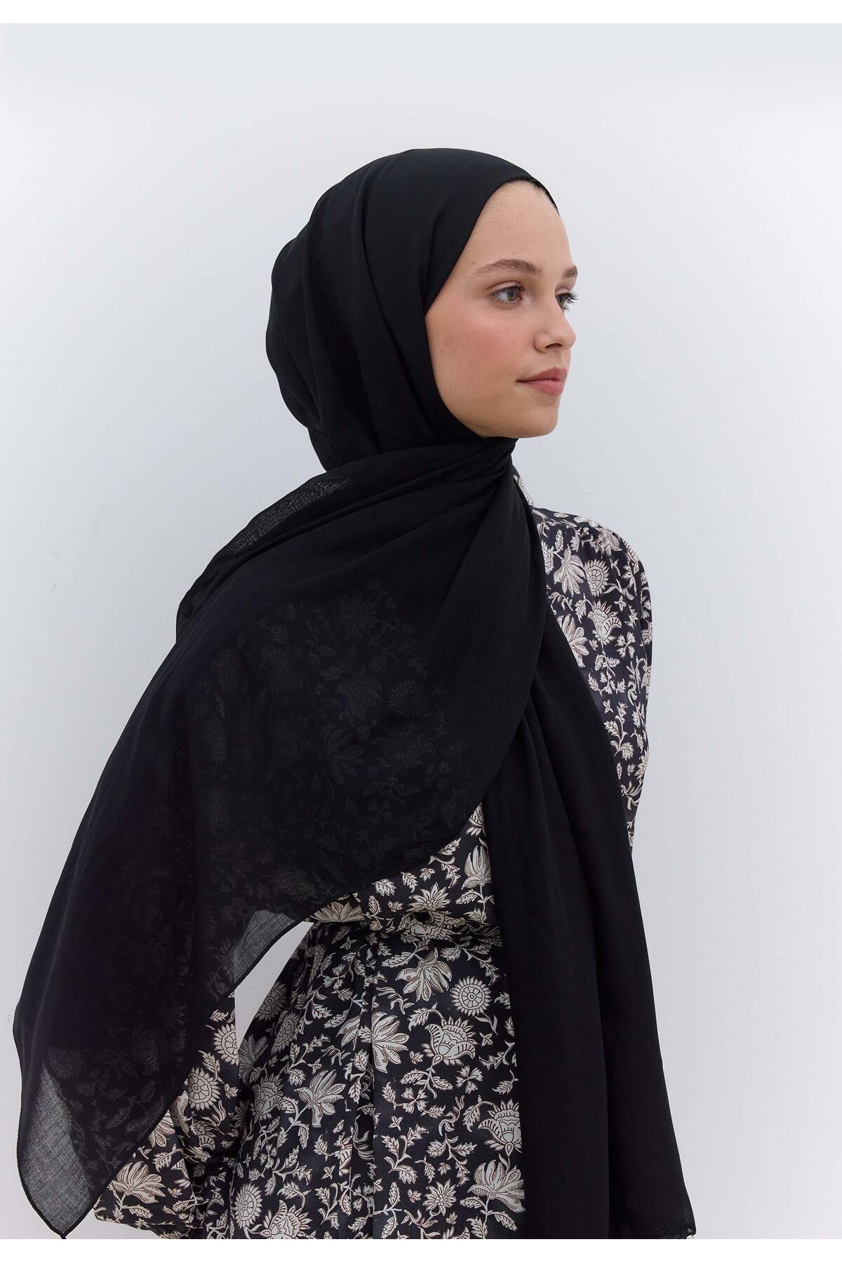 Freshscarfs Rami Viskon Şal Siyah görsel 3