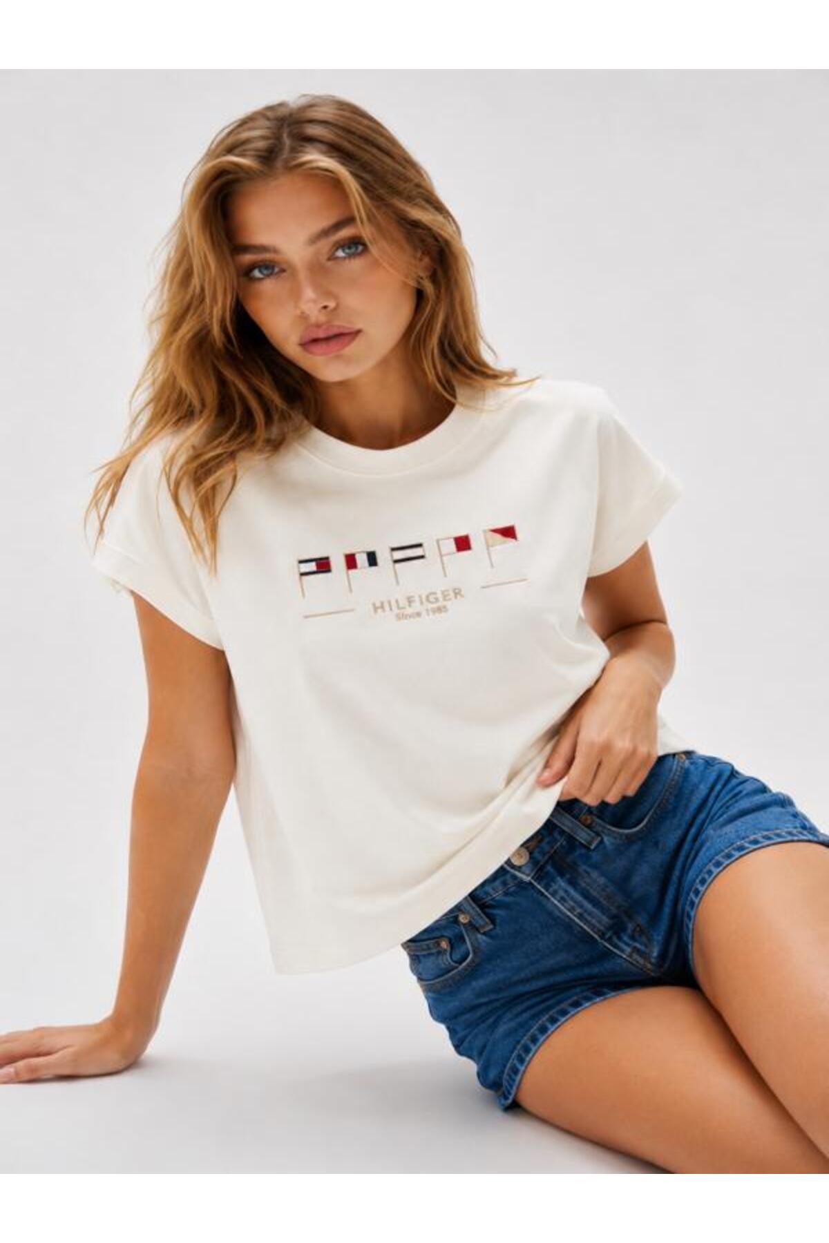 Tommy Hilfiger Flag Embroidery Relaxed Fit T-Shirt