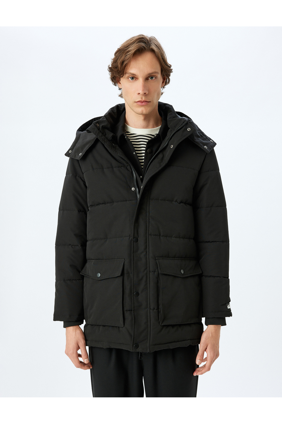 Şişme Mont Kapşonlu Fermuarlı Cep Detaylı Slim Fit — مشکی 5WAM00012HW — تصویر 3 از 8