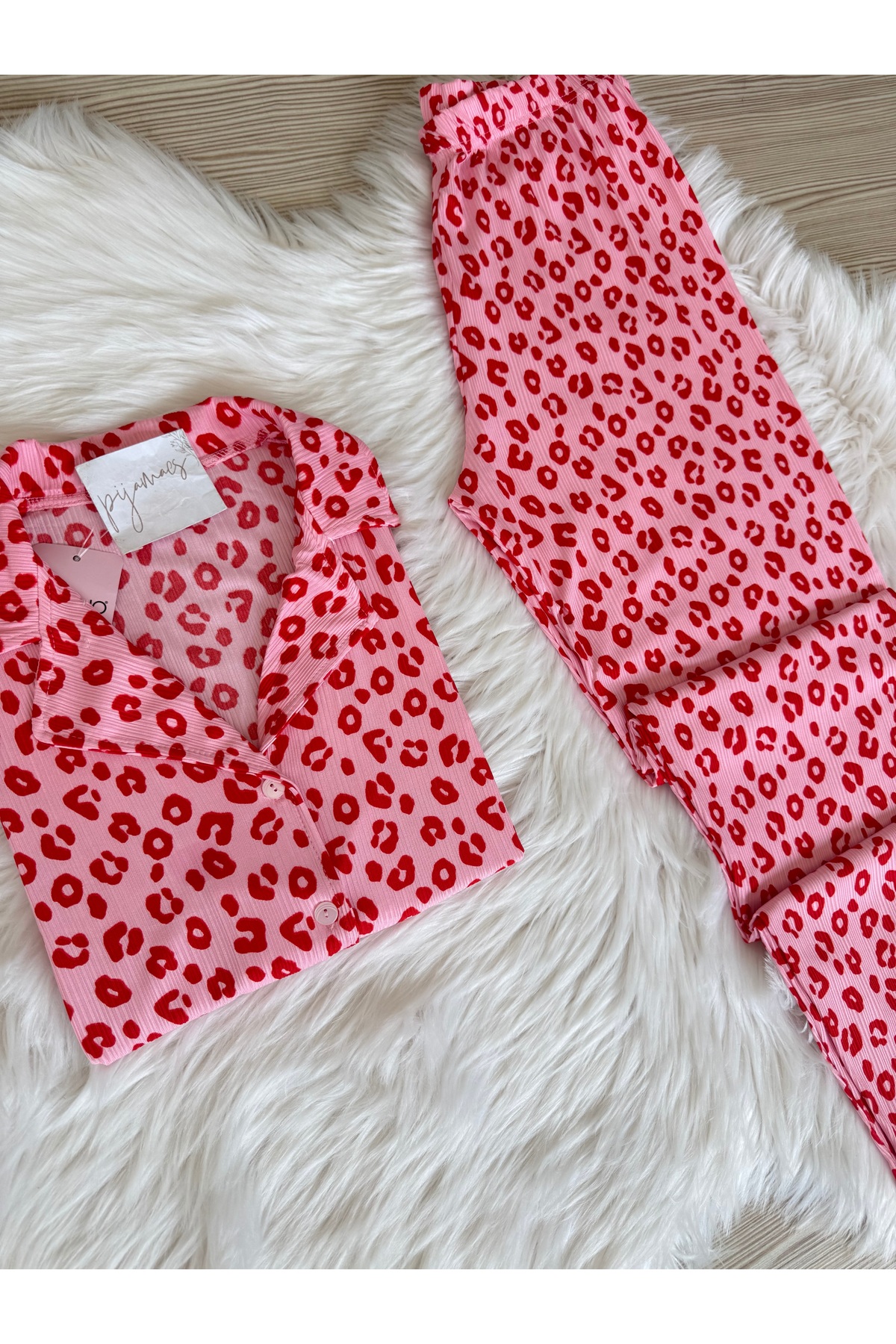 Pijamacs Kırmızı Leopar Desenli Kısa Kol Pegasus Pijama Takımı görsel 3