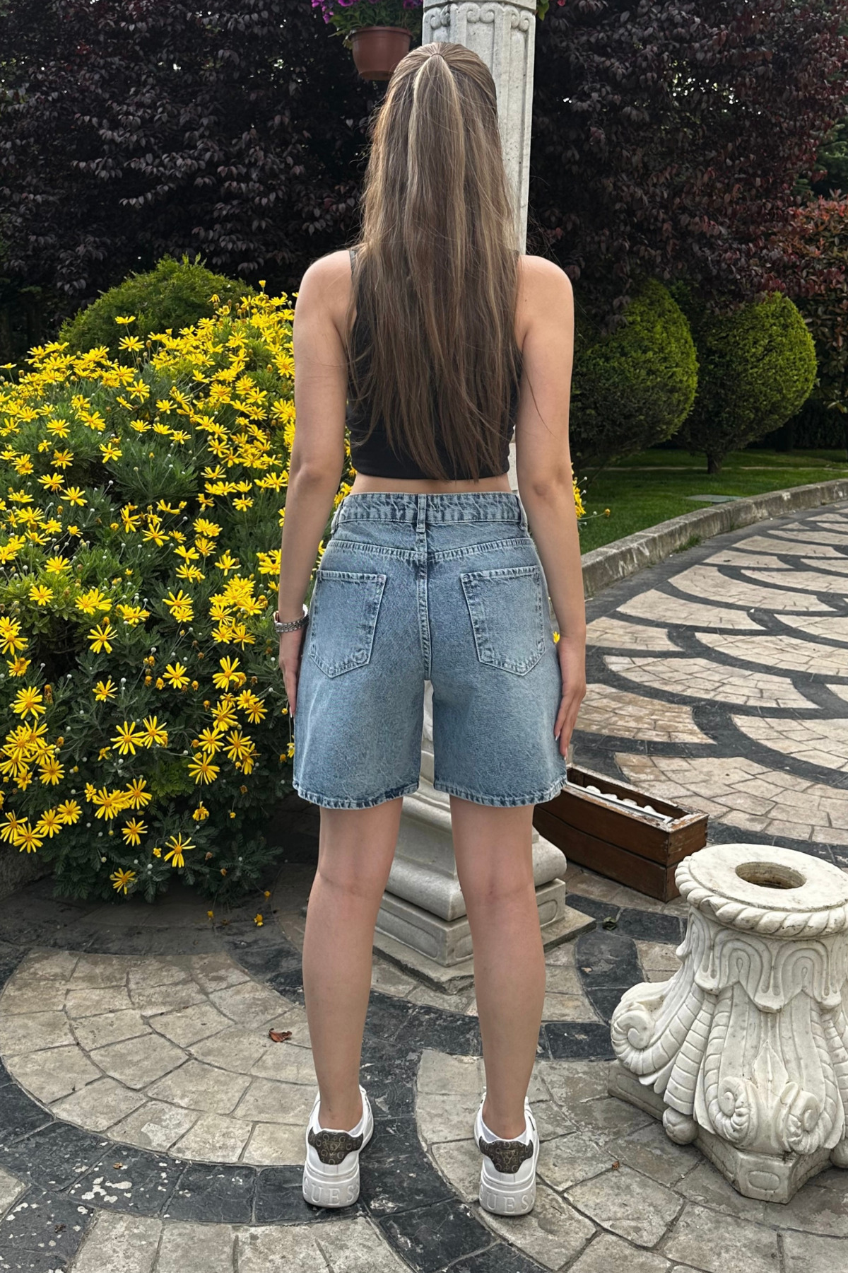 Kadın Vintage Efektli Yüksek Bel 5 Cepli Straight Fit Şort Jeans koyu mavi 7