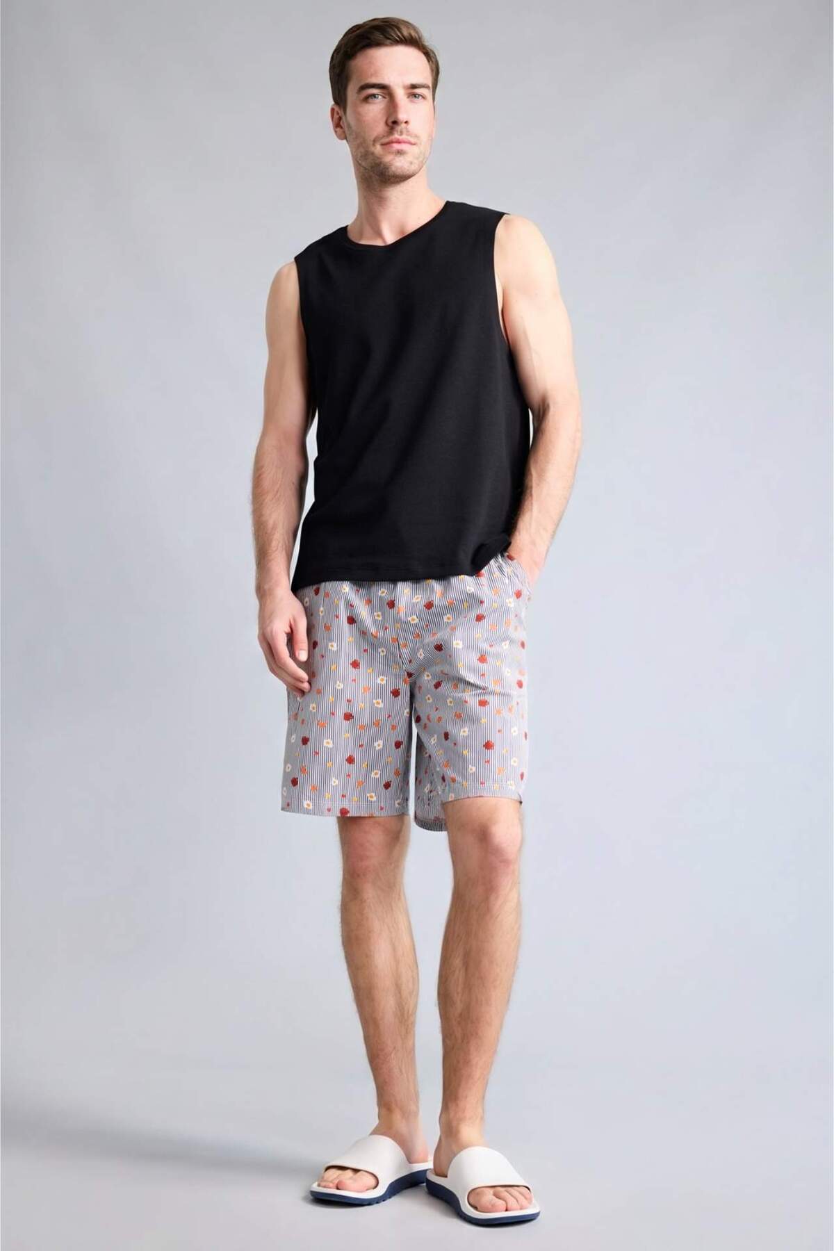DeFacto %100 Pamuk New Regular Fit Cepli Kısa Boy Poplin Şort H5519AX26SP