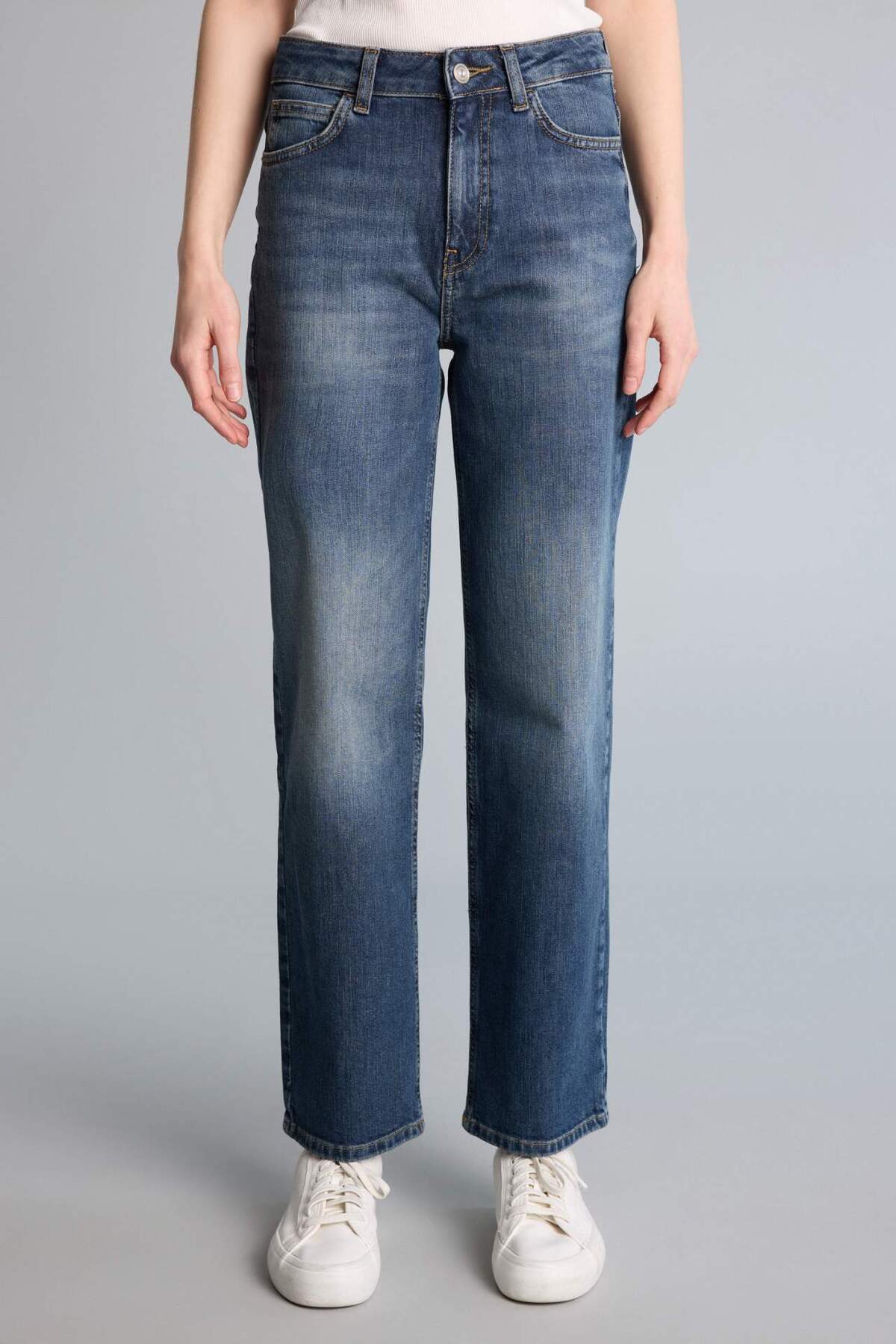 DeFacto Comfort Straıght Yüksek Bel Düz Paça Bilek Boy Jean Pantolon H2109AX26SM görsel 4