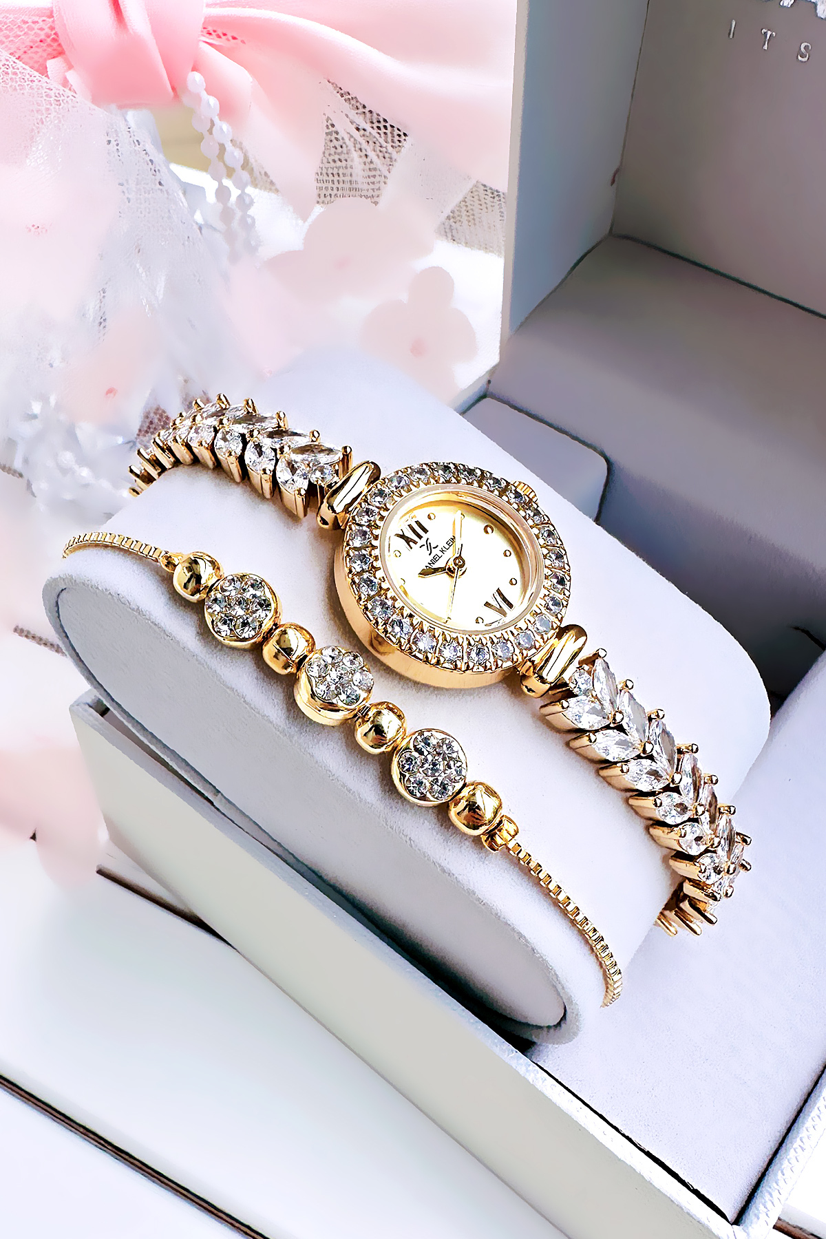 Wedding Dress Model Gold Color Women's Watch with Zircon Gemstone - Steel Strap Japanese Machine Special Box DKBY2061C3