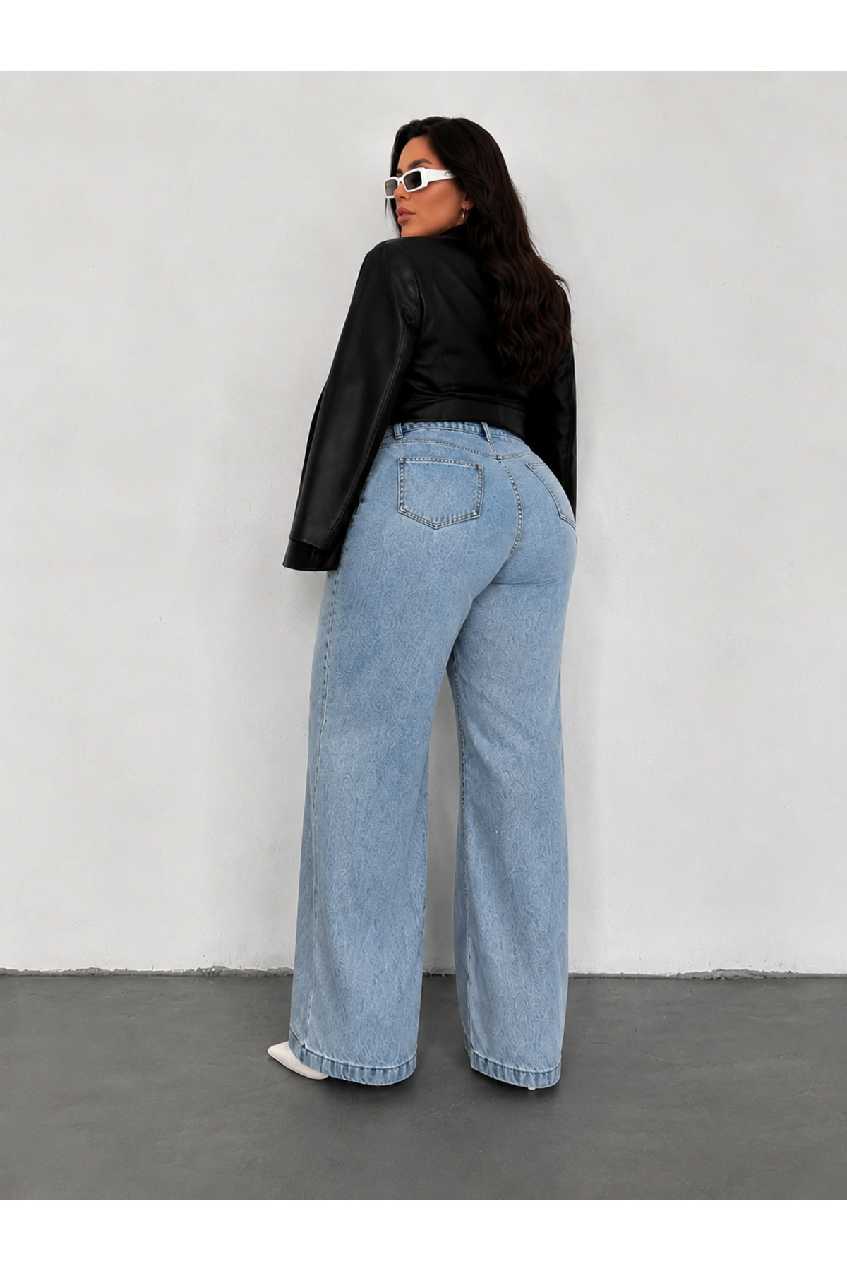 connemara  Büyük Beden Likralı Kadın Açık Mavi Yüksek Bel Wide Leg Jean Pantolon - Görsel 3