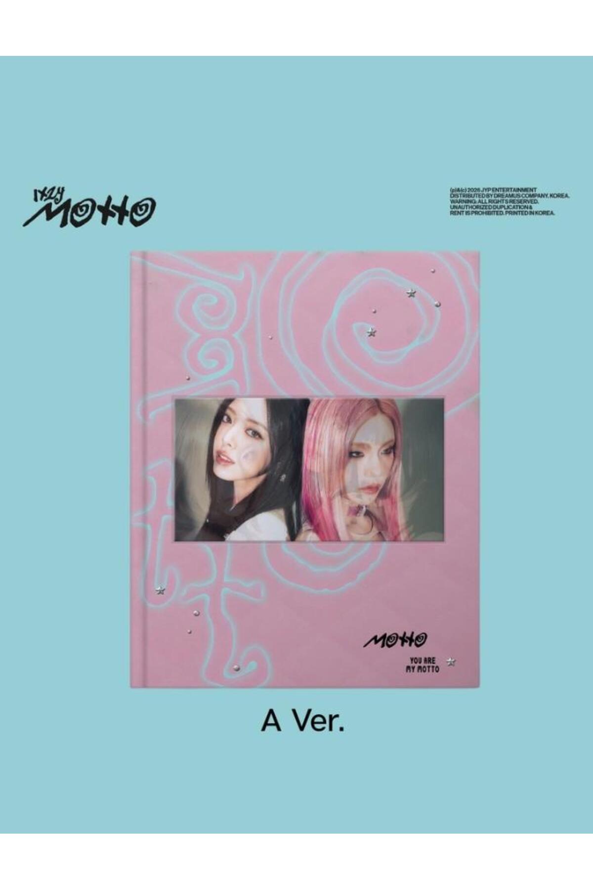 tays store ITZY - [Motto] PHOTOBOOK Ver. Album - Fiyatı, Yorumları