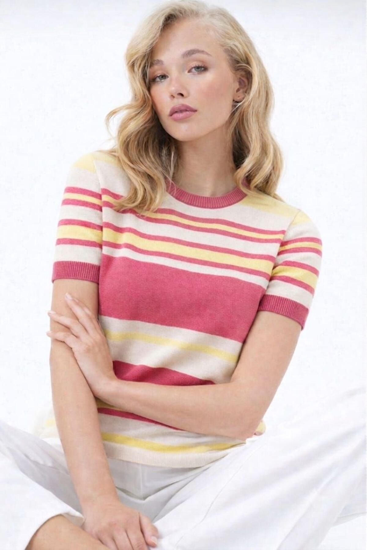 ZERELLE COLLECTİON Women's Striped Crew Neck Summer T-Shirt