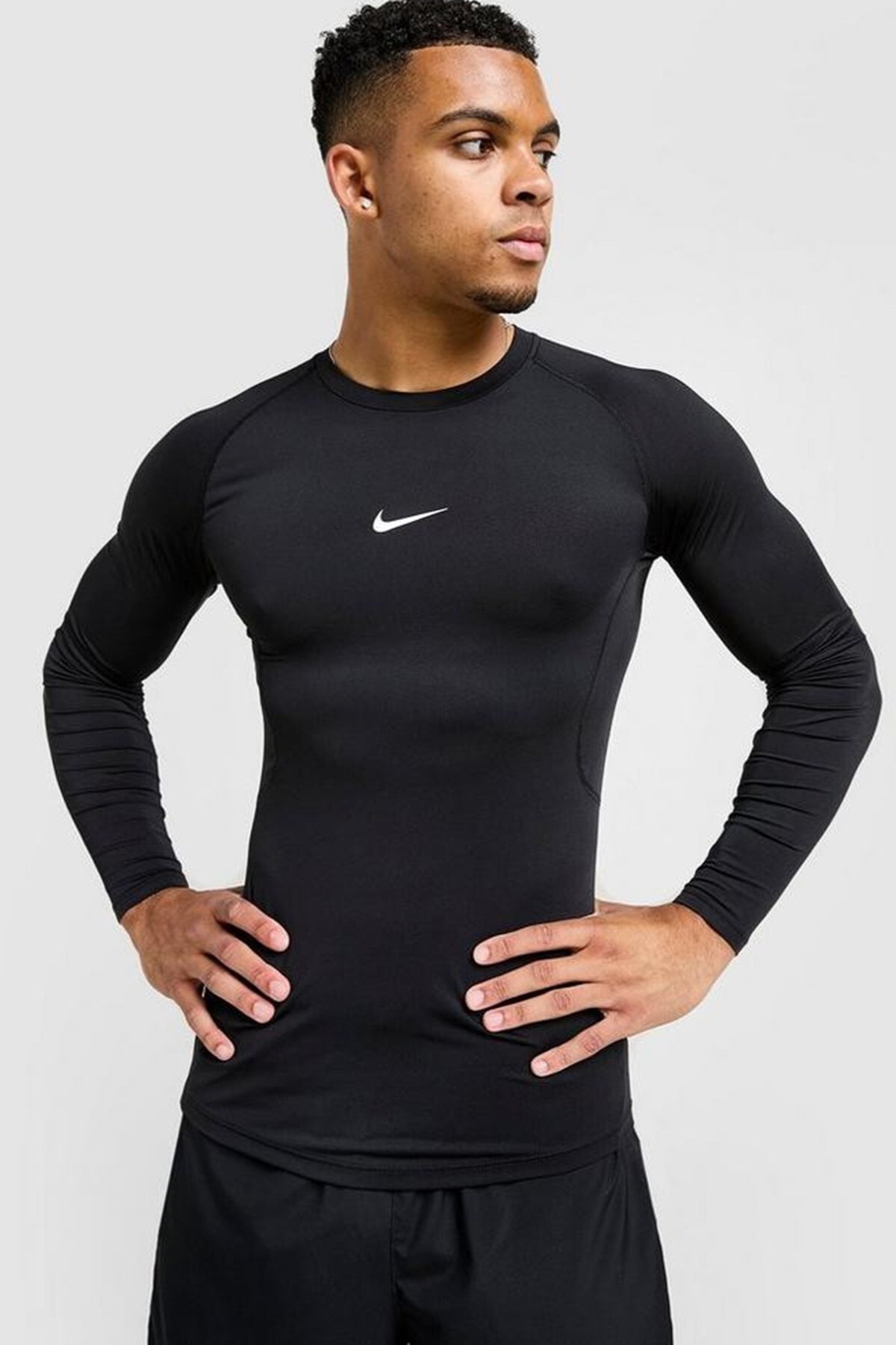 تیشرتمردانهNikeمشکی