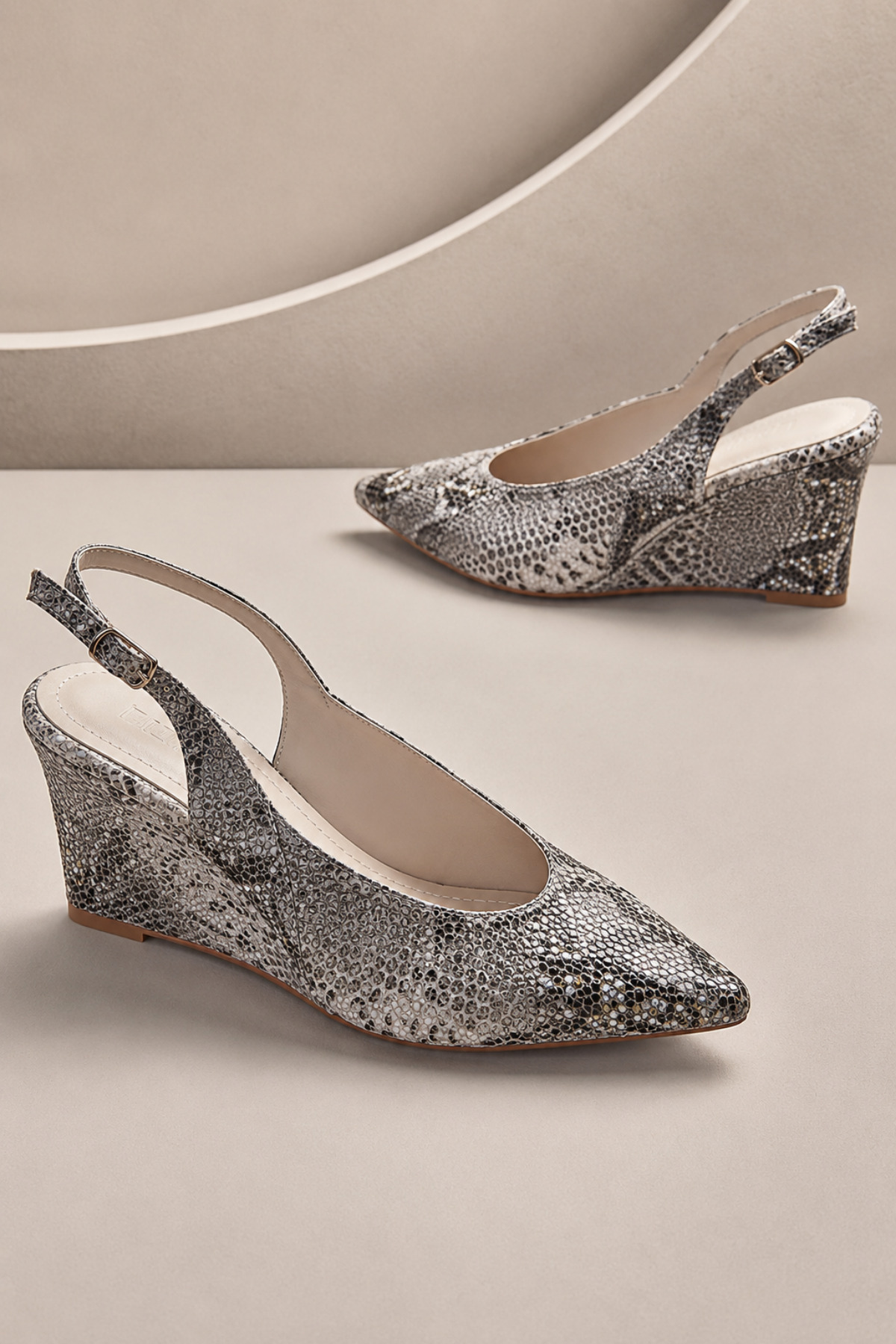 Women Lay-z Kadın Gümüş Yılan Desenli Dolgu Topuk Stiletto 8,5 cm Rahat Tam Kalıp. görsel 6