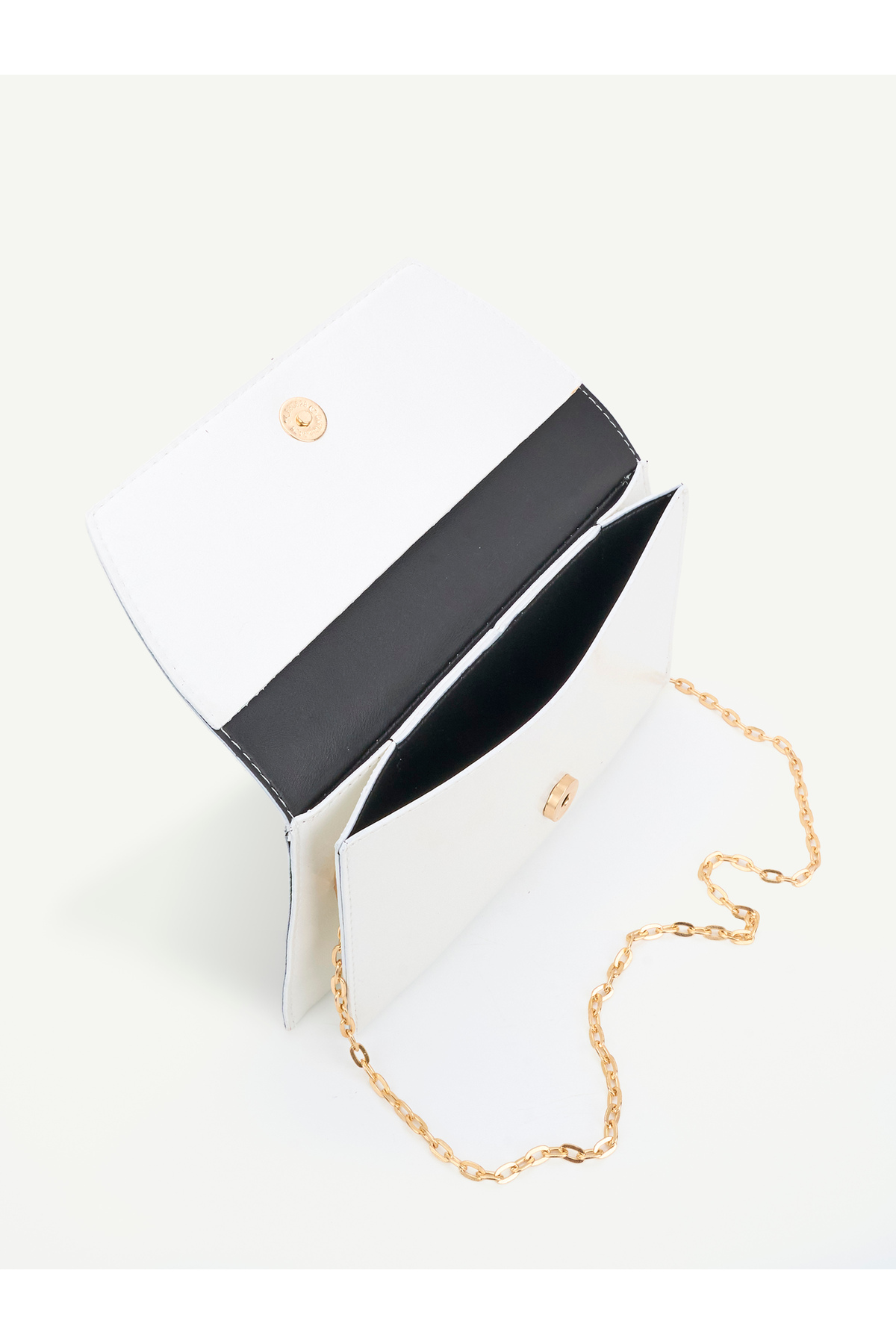 Nudia Sisi Zincir Askılı Mıknatıs Detaylı Zincir Askılı Kapaklı Kadın El ve Omuz Çantası, Şık Portföy Clutch görsel 3