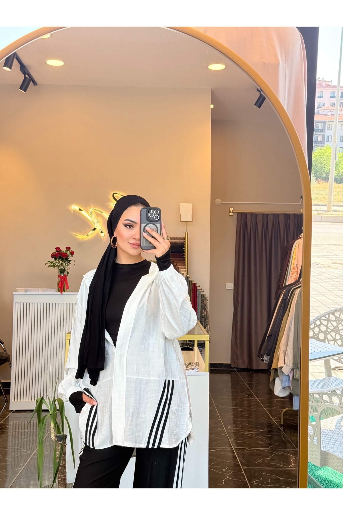 ست لباس ورزشی راه راه 3
