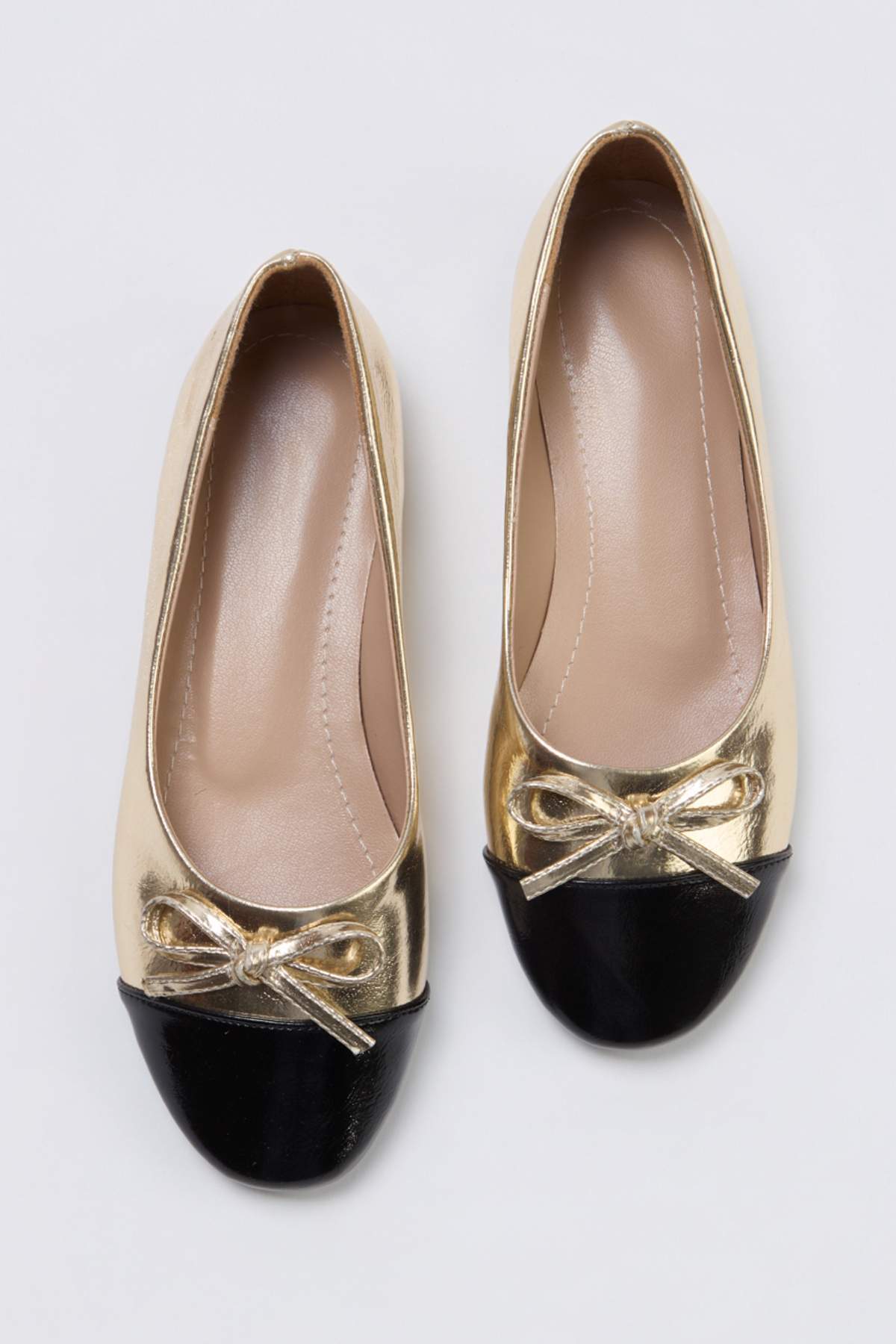 Trendyol Shoes Gold Bow Detail Almond Toe Women's Ballet Flats