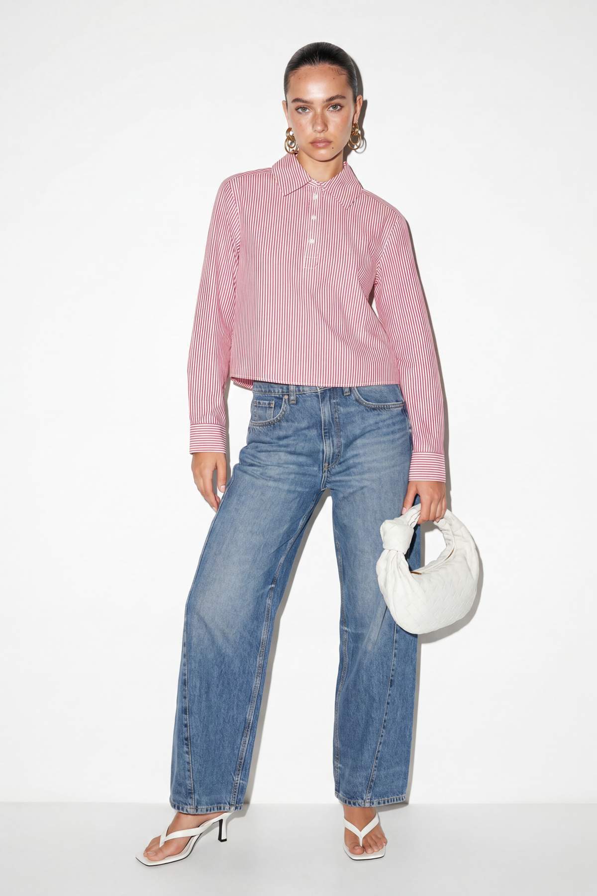 Drop by Trendyolmilla Kırmızı Crop V Yaka Yarım Patlı Düğmeli Gömlek TDRSS26GO00085