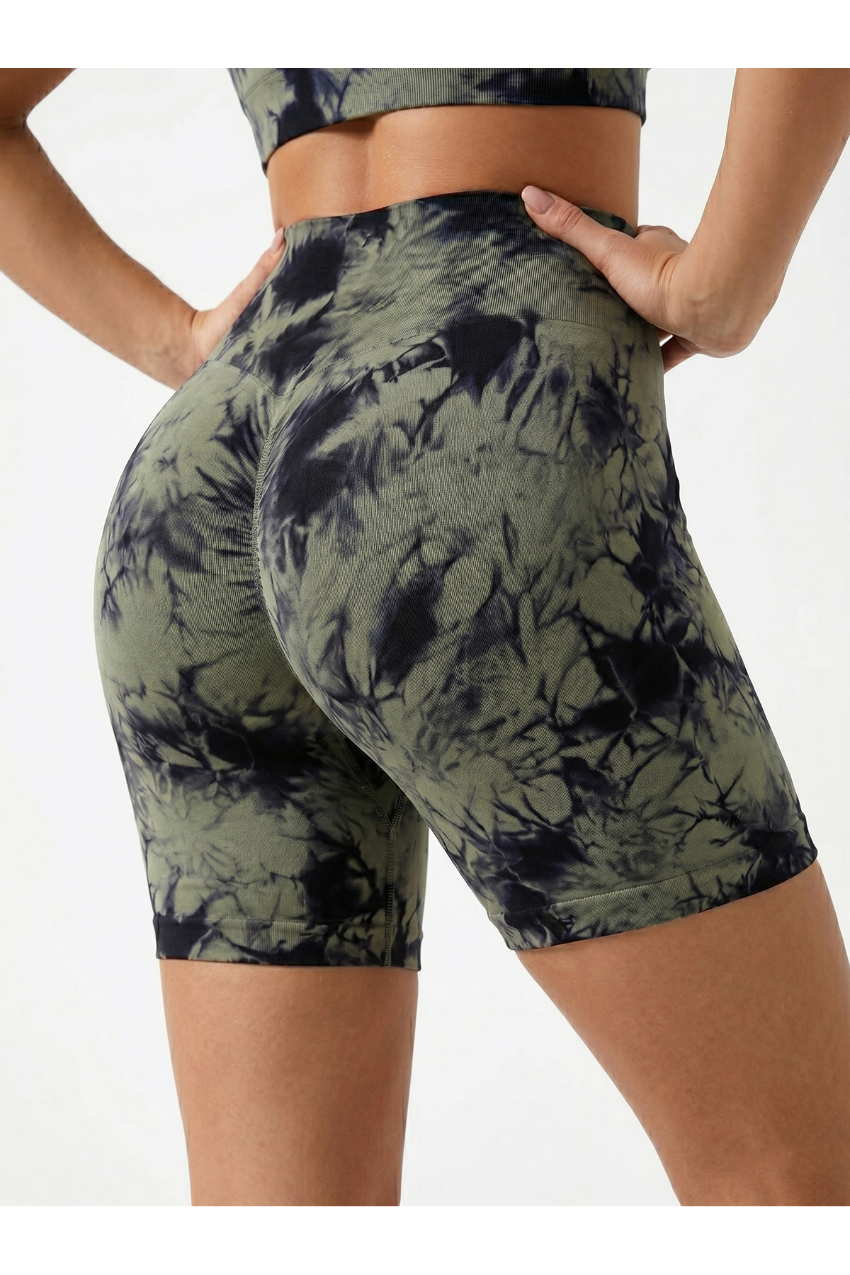 baim x Scrunch Seamless Yüksek Bel Toparlayıcı Batik Desen Büzgülü Spor Kısa Tayt görsel 2