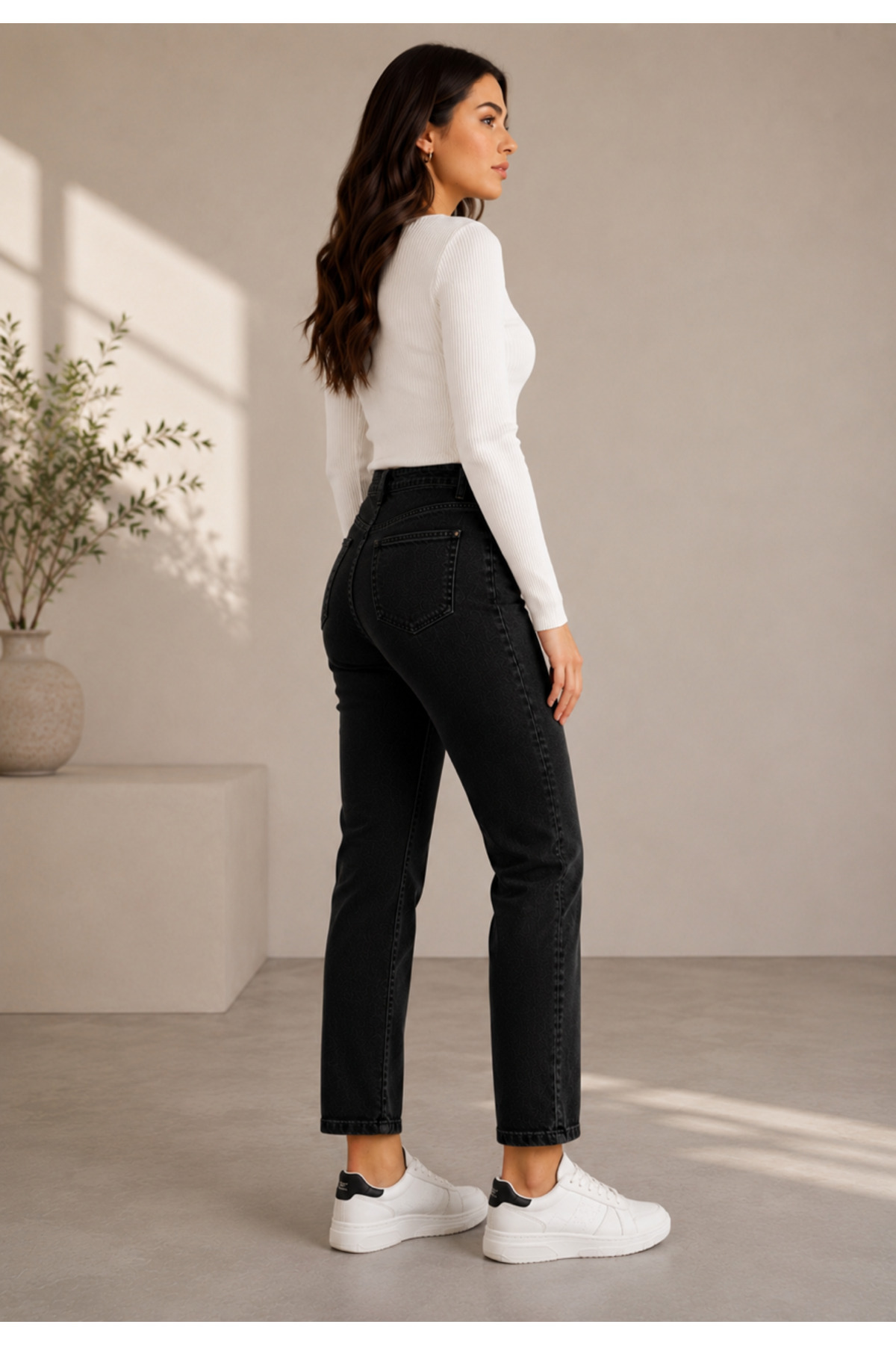 DELDNM Zera Kadın Premium Siyah Yüksek Bel Likralı Trend Mom Jean görsel 2