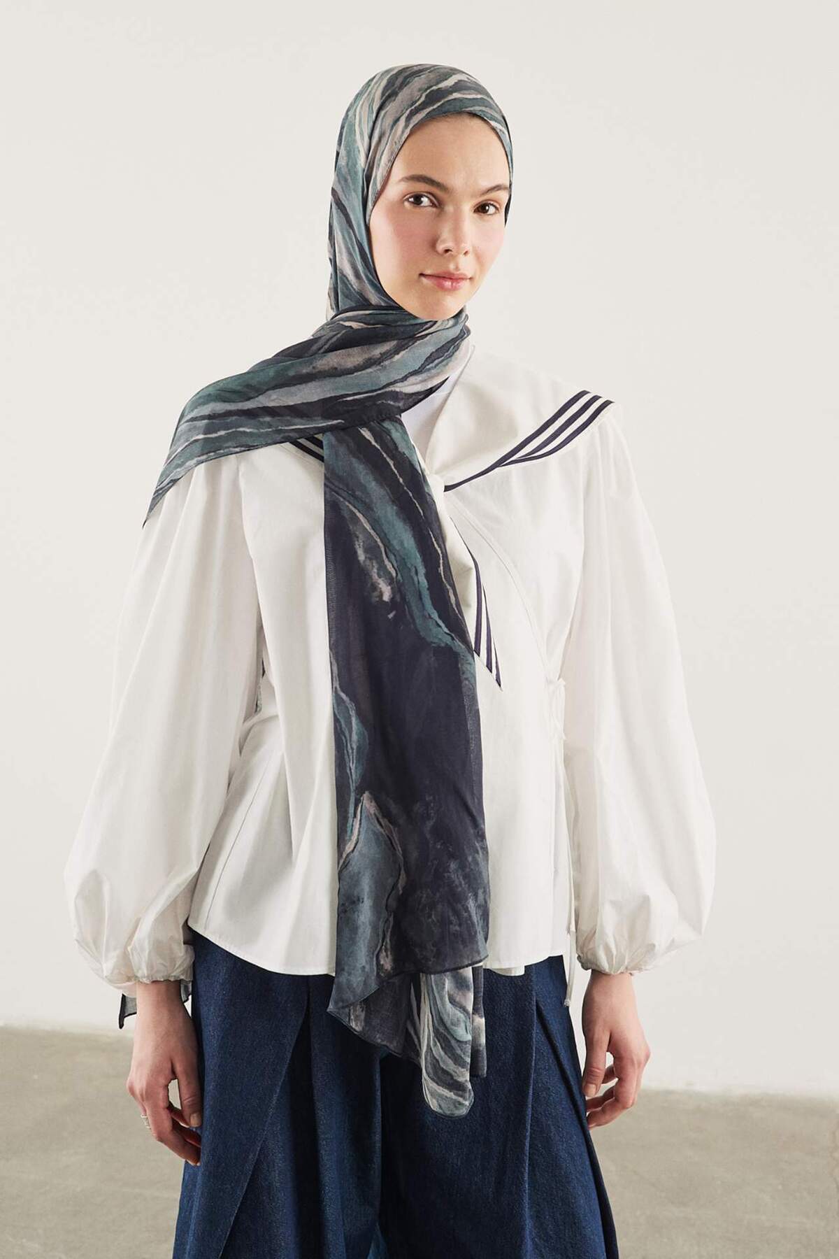 DeFacto Fresh Scarfs X Indigo Batik Viskon Şal I1751AX26SM görsel 2