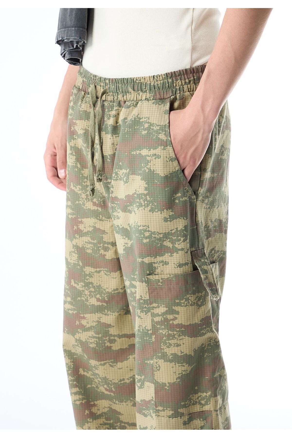 Kargo Cep Detaylı Kamuflaj Pantolon — سفید DND_40-417 — تصویر 4 از 5