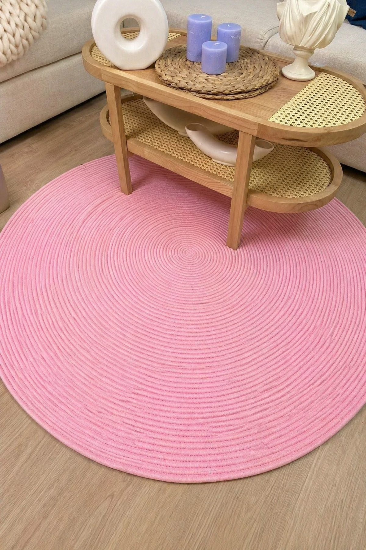 Classic Carpet Rug with Oval Jute Round Straw Look