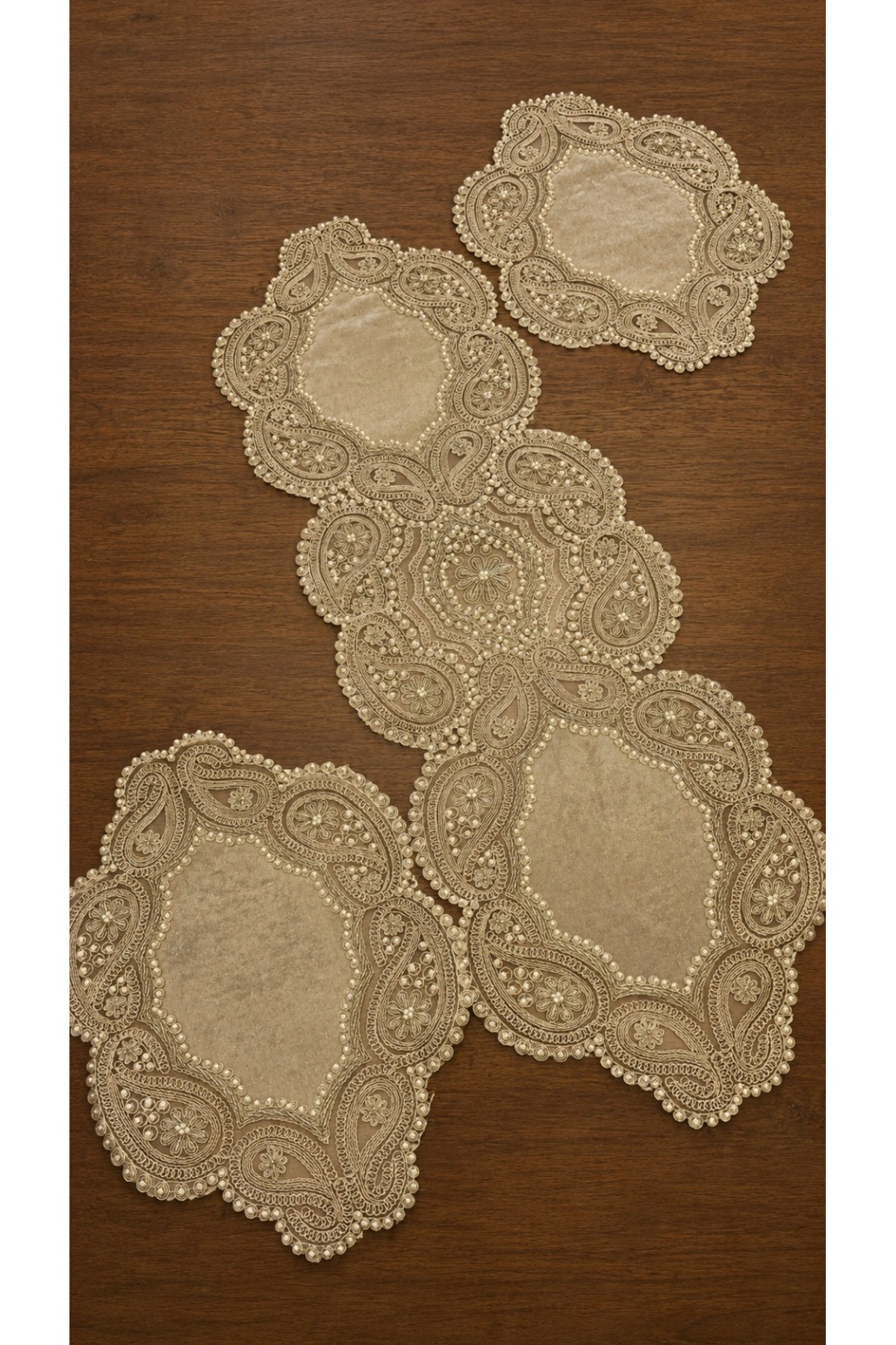 Runner on 3 Pieces Table, 2 Napkins 40x27cm. Runner 94x27 cm French Lace Detailed Runner Set
