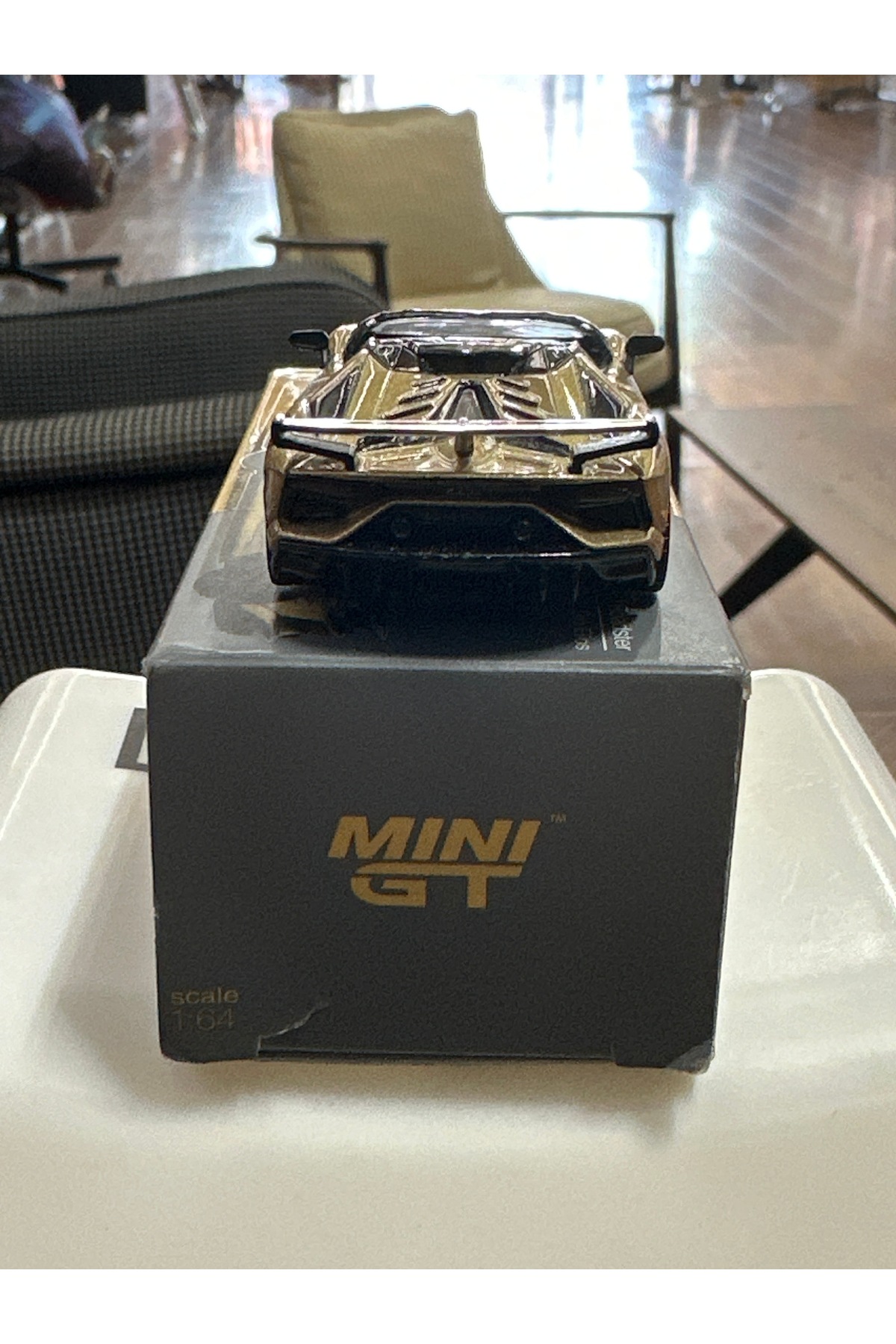 mini gt LAMBORGHINI AVENTADOR SVJ ROADSTER ORO ELIOS - Fiyatı