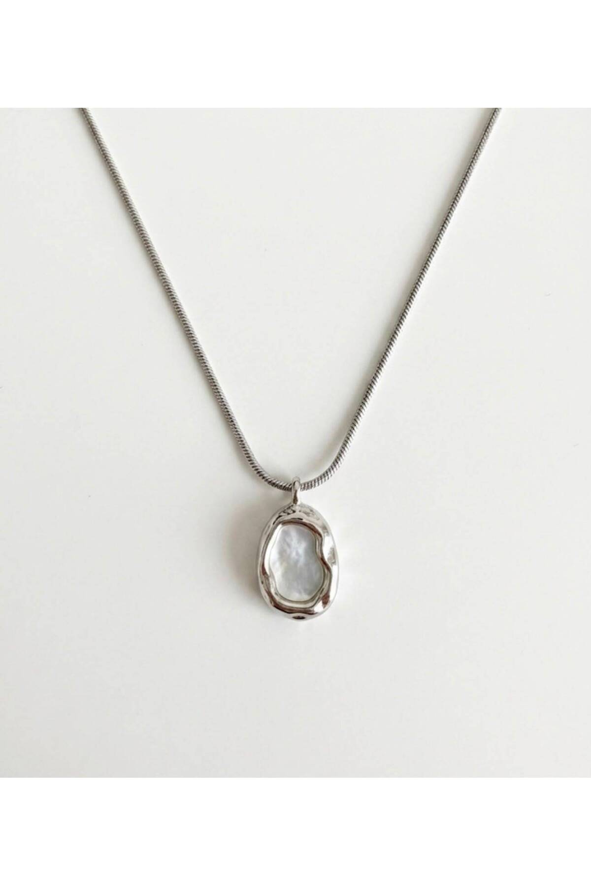 Sedefli Oval Plaka Charm Çelik Zincirli 45 cm Yazlık Gümüş Kolye - Detay Görseli 1