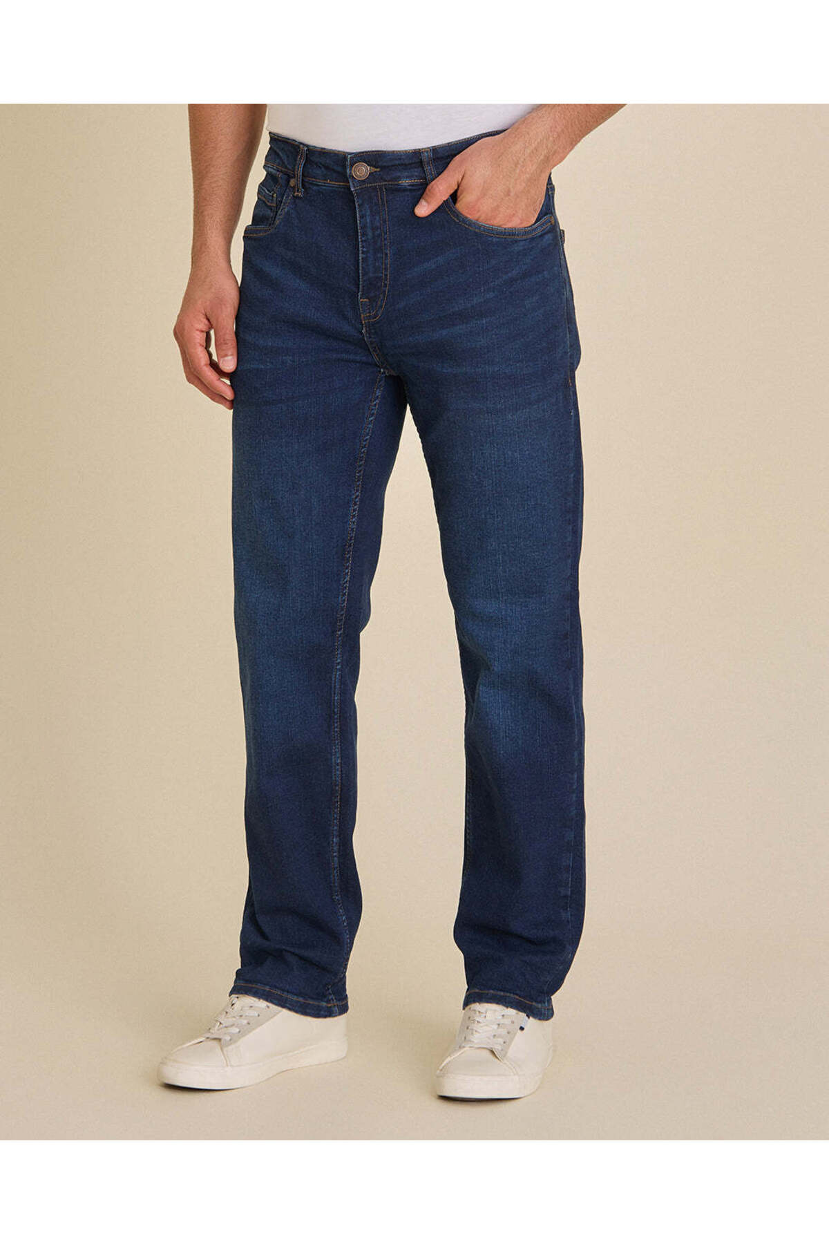 REDTAG Men Blue Straight Fit Denim Jeans