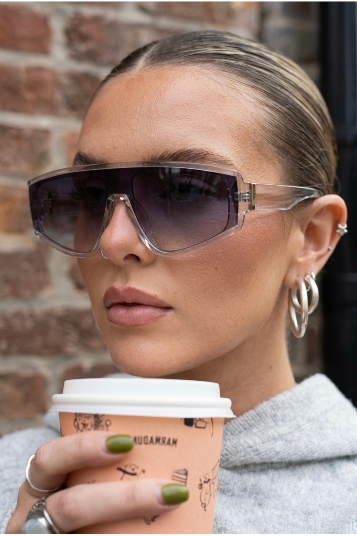 Eyesofia Bianca Sole Ultra Hafif Uv400 Filtreli Unisex Duman Gri Güneş Gözlüğü görsel 4