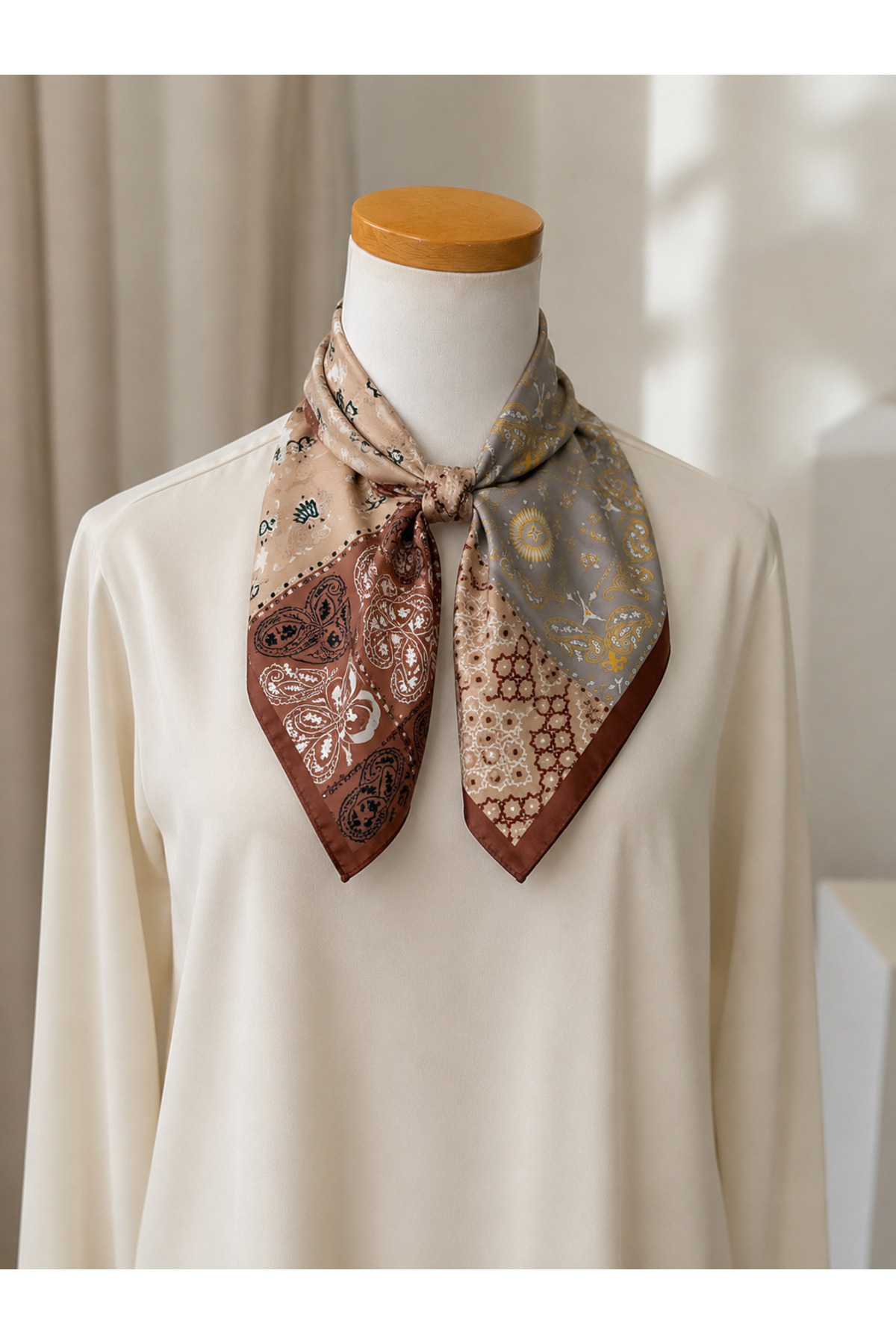 EveryScarf Premium Patchwork Desenli Kare Polyester Fular Toprak Tonları 70x70 cm görsel 3