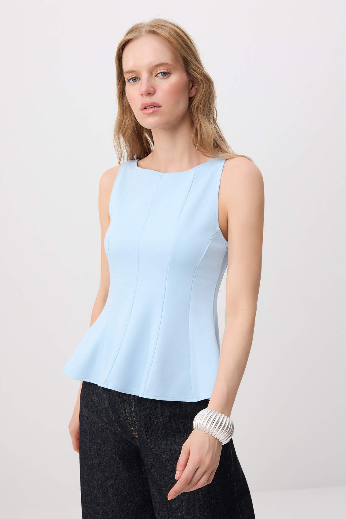 Trendyolmilla Mavi Peplum/Belden Oturmalı Kayık Yaka Esnek Örme Bluz TWOAW26BZ00229