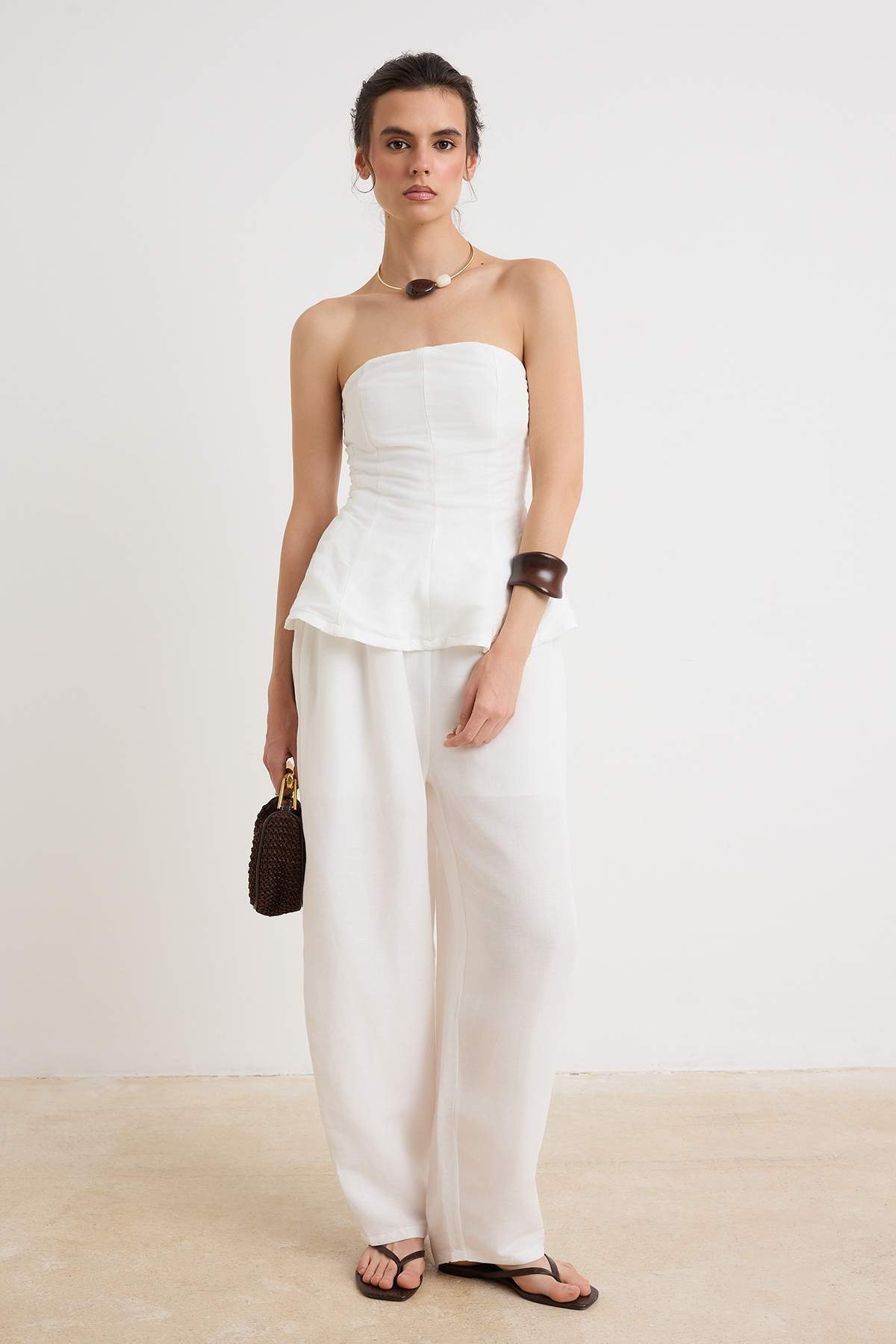 Trendyolmilla Beyaz Keten Straplez Bluz Alt - Üst Takım TWOSS26AU00239