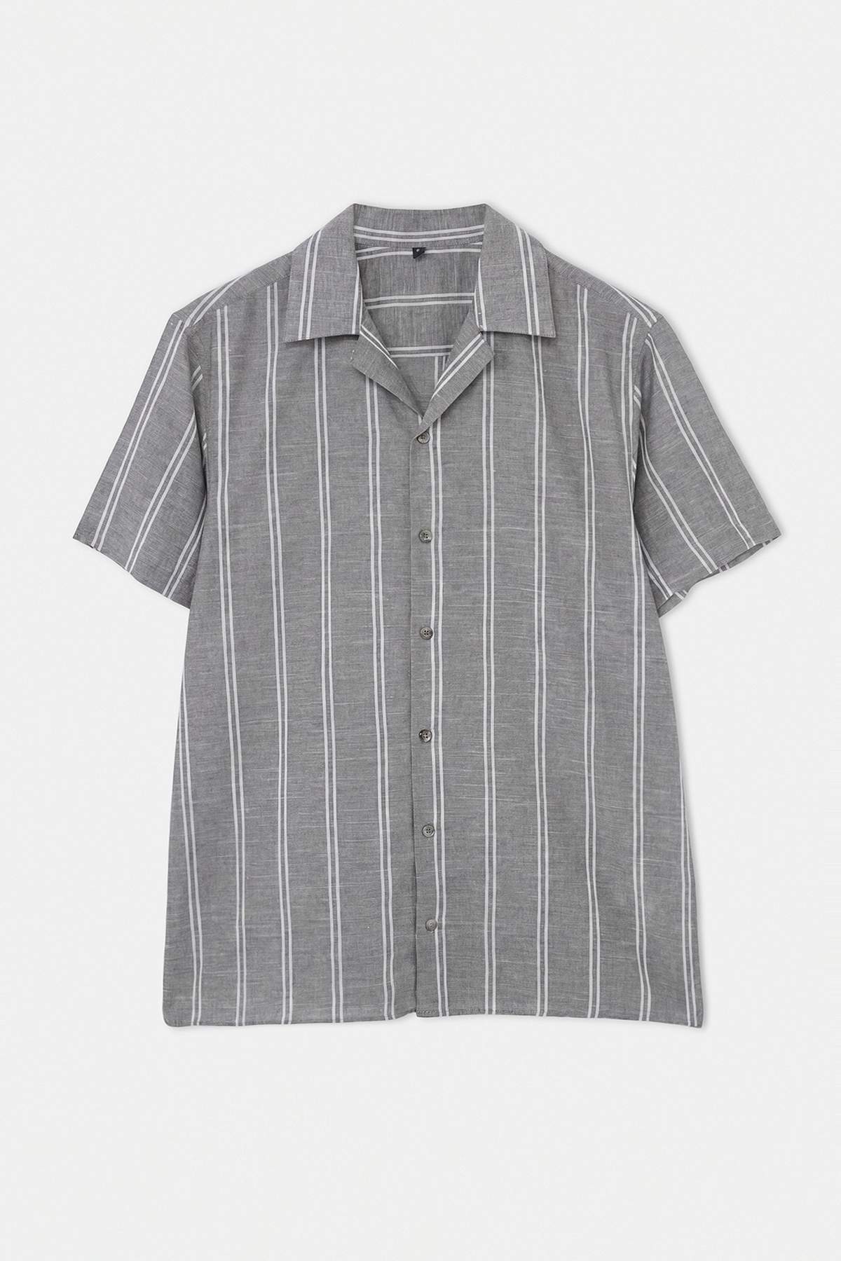 Trendyolmilla Man Haki %100 Pamuk Apaj Yaka Kısa Kollu Regular Fit/Normal Kalıp Erkek Gömlek TMNSS26GO00046