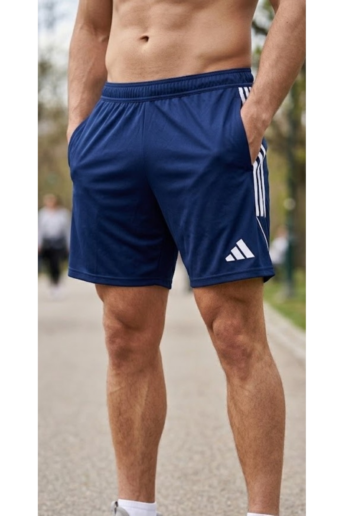 شورت ورزشیمردانهadidasآبی