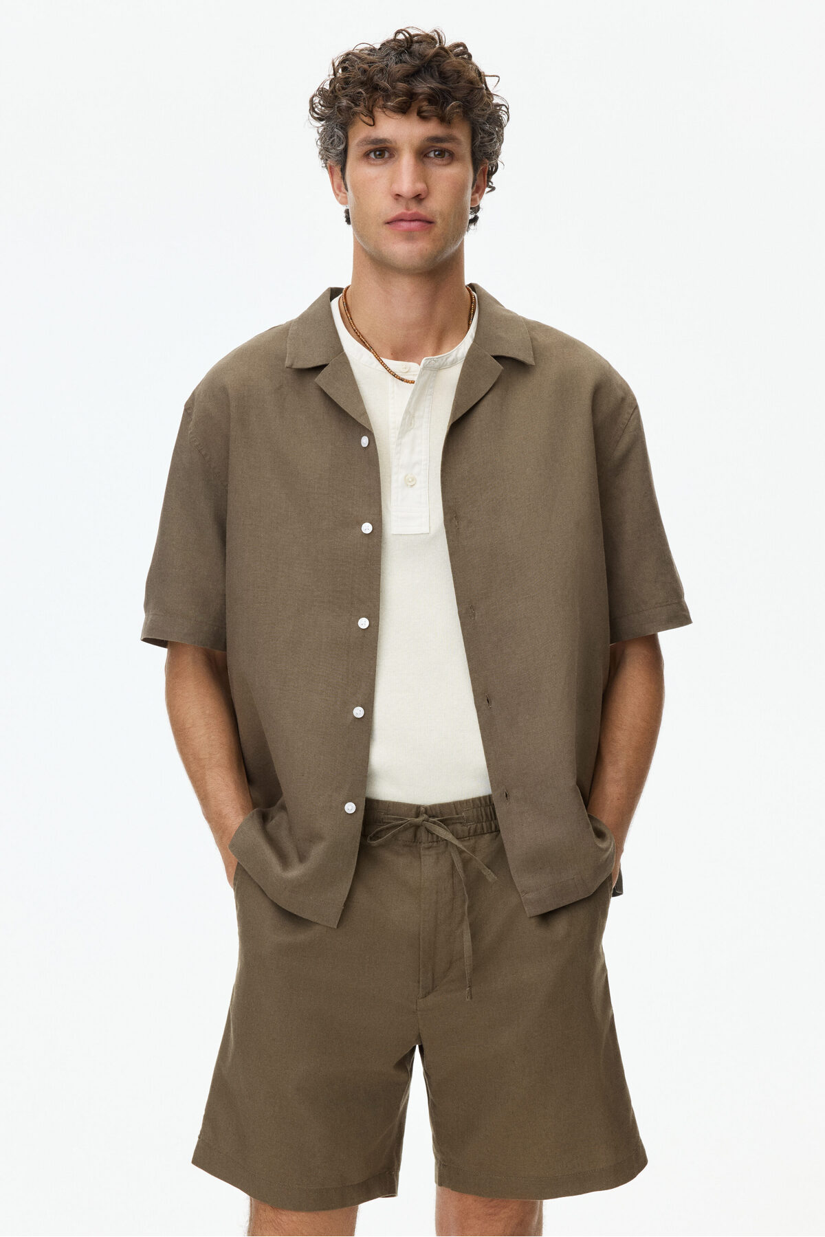 شلوارک کتانی ترکیبی سایز معمولی اچ اند ام شلوارک برمودا H&M