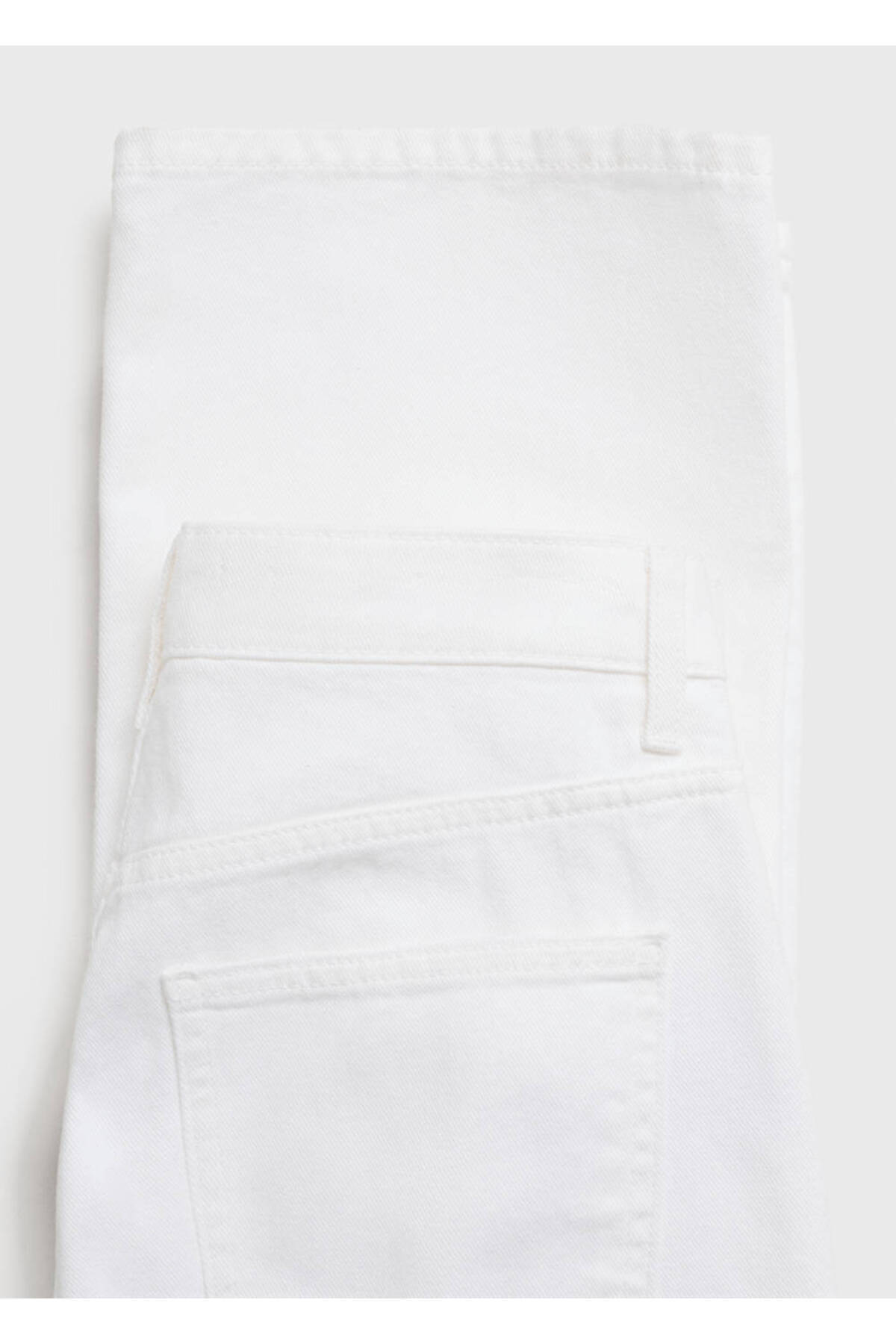 MANGO Woman Matilda düz kesim orta bel jean pantolon görsel 8