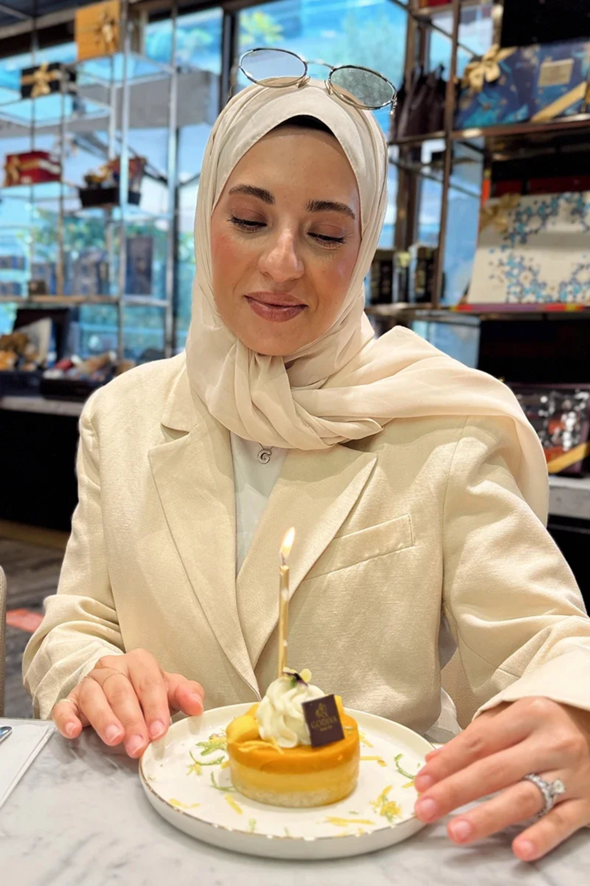 Madame Polo Krep Şifon Şal - Taş