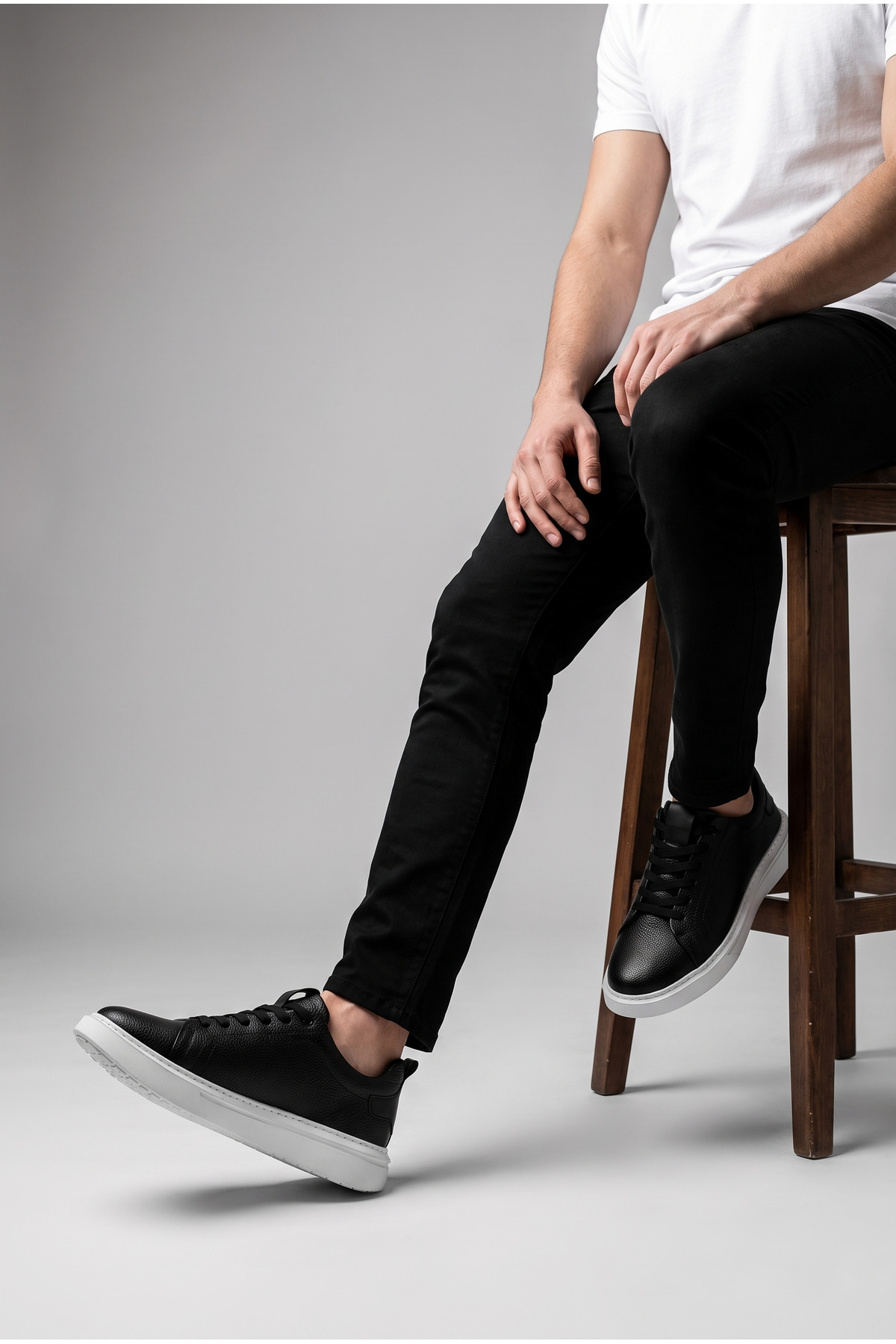 ventro Siyah 100%Hakiki Deri Erkek Spor Sneaker Ortopedik Tabanlı VT27 görsel 7